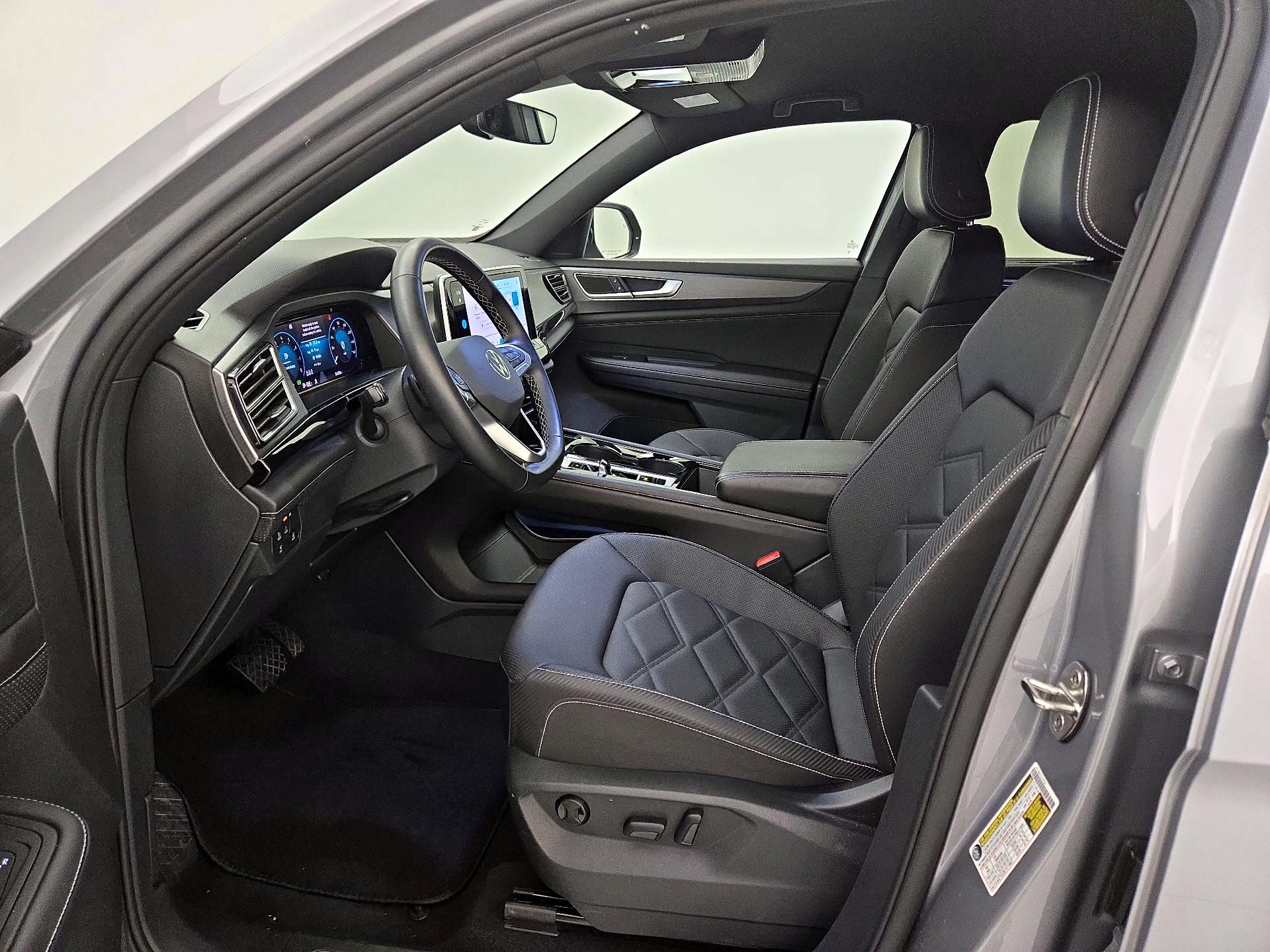 Thumbnail: 2025 Volkswagen Atlas - 11