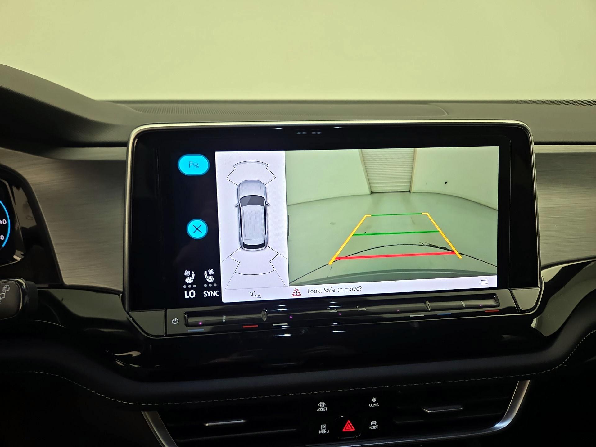 Thumbnail: 2025 Volkswagen Atlas - 14