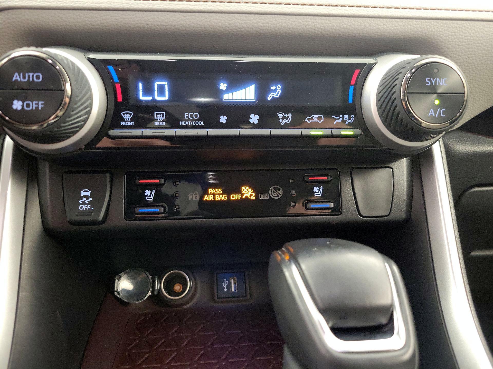 Thumbnail: 2023 Toyota RAV4 - 16