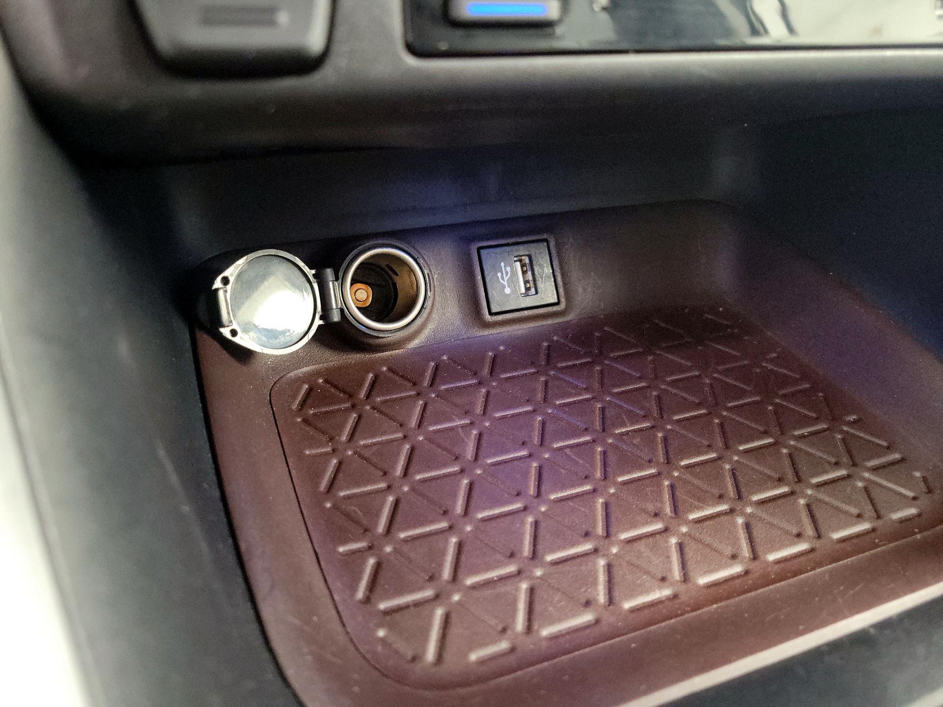 Thumbnail: 2023 Toyota RAV4 - 18