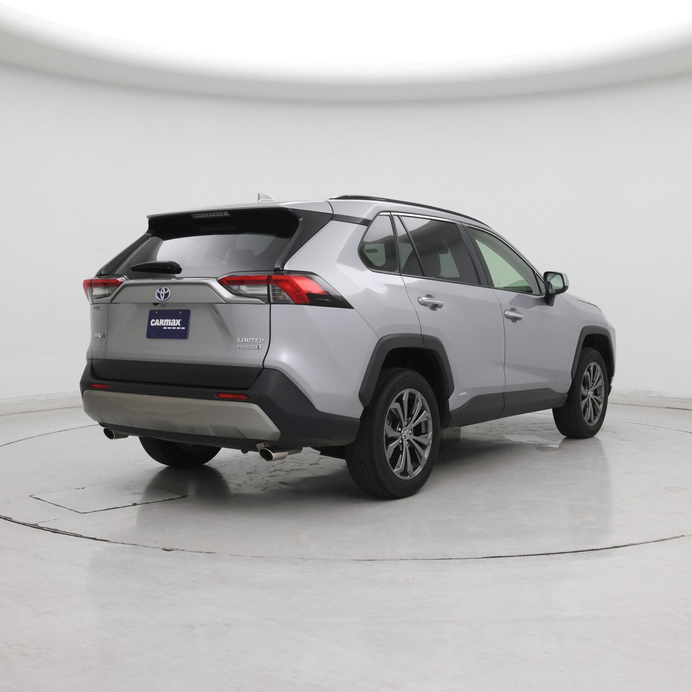 Thumbnail: 2023 Toyota RAV4 - 8