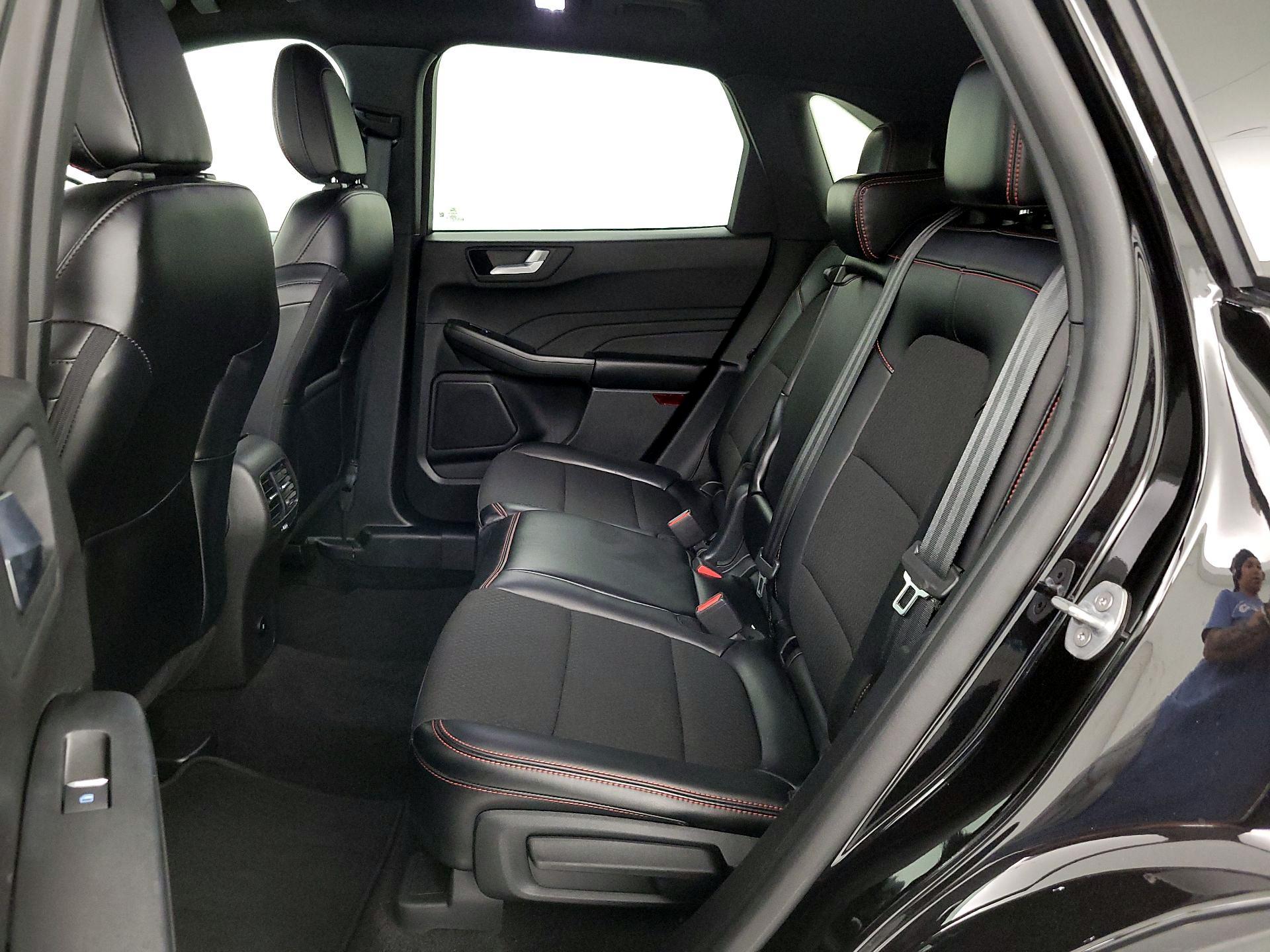 Thumbnail: 2025 Ford Escape - 18