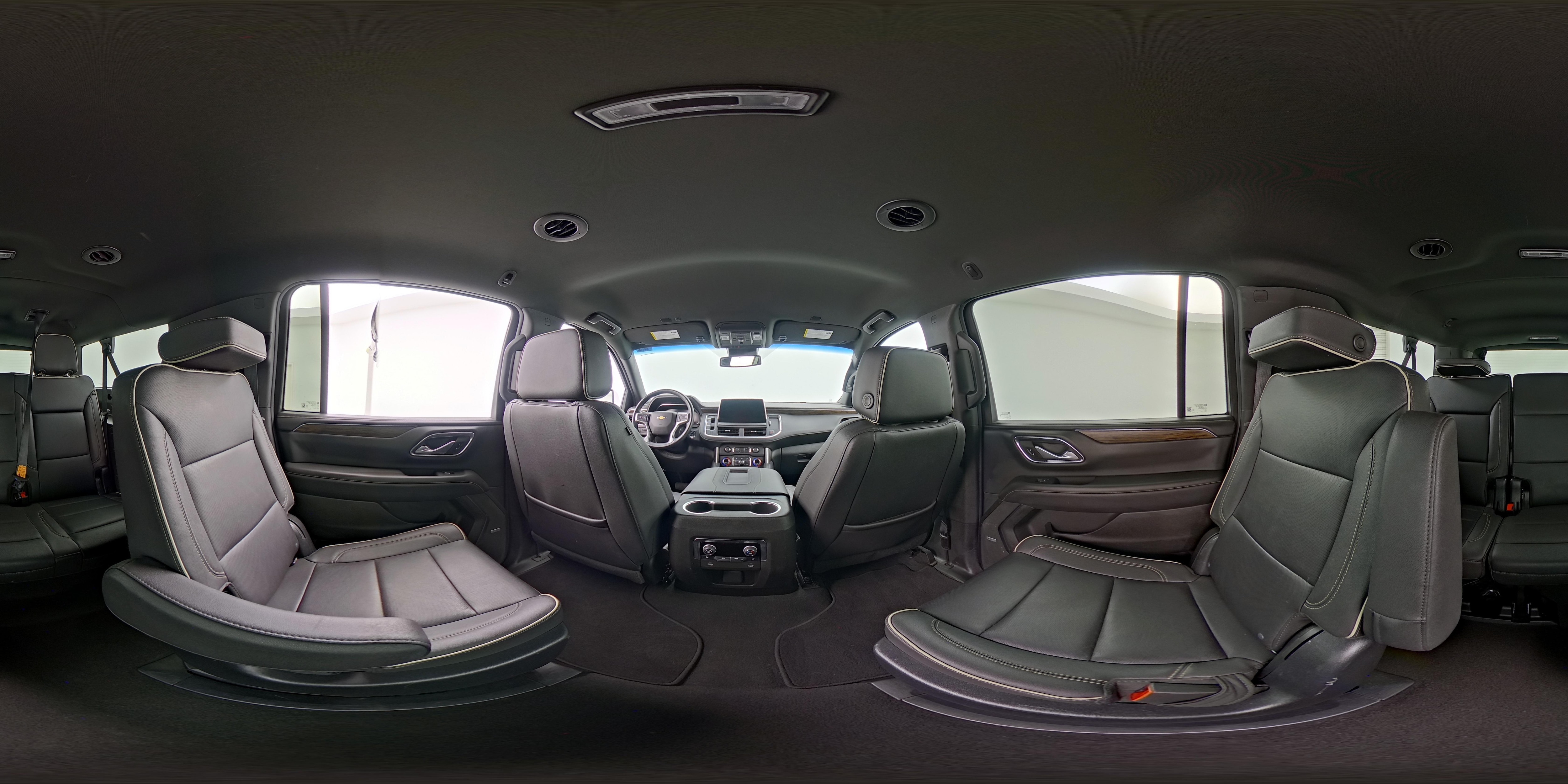 2023 Chevrolet Suburban Premier - Photo 27