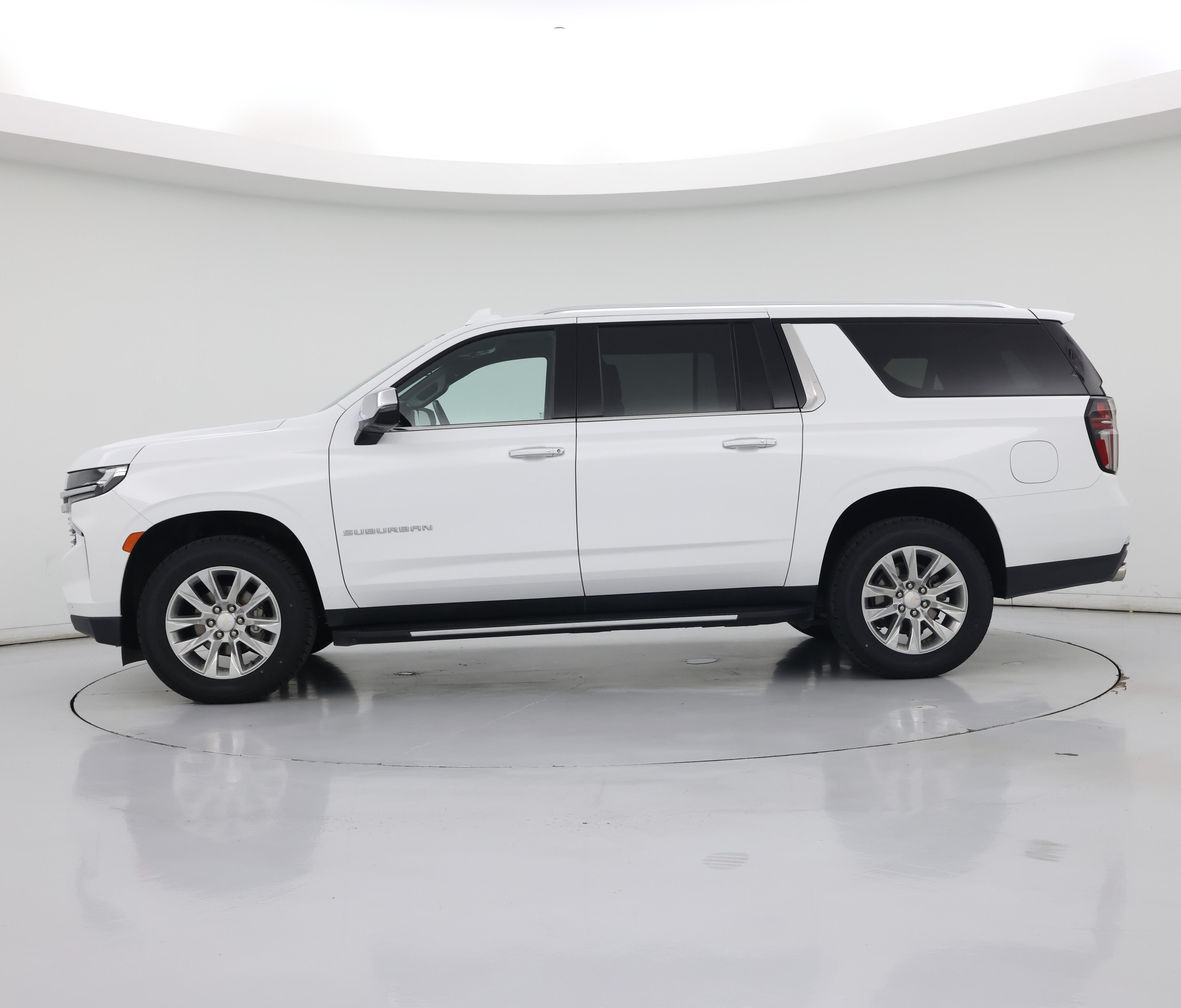 Thumbnail: 2023 Chevrolet Suburban - 3