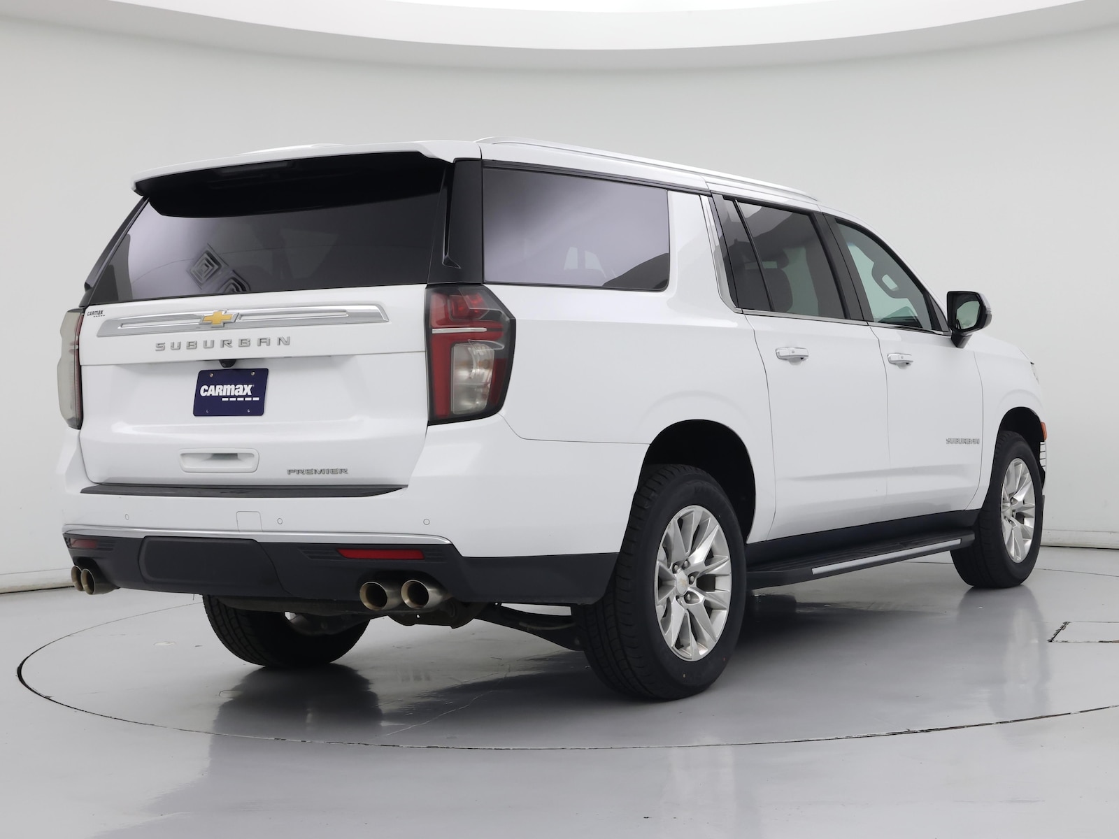 2023 Chevrolet Suburban Premier - Photo 9