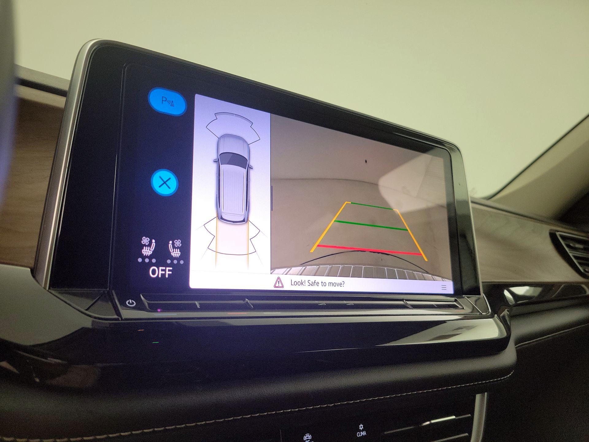 Thumbnail: 2024 Volkswagen Atlas - 14