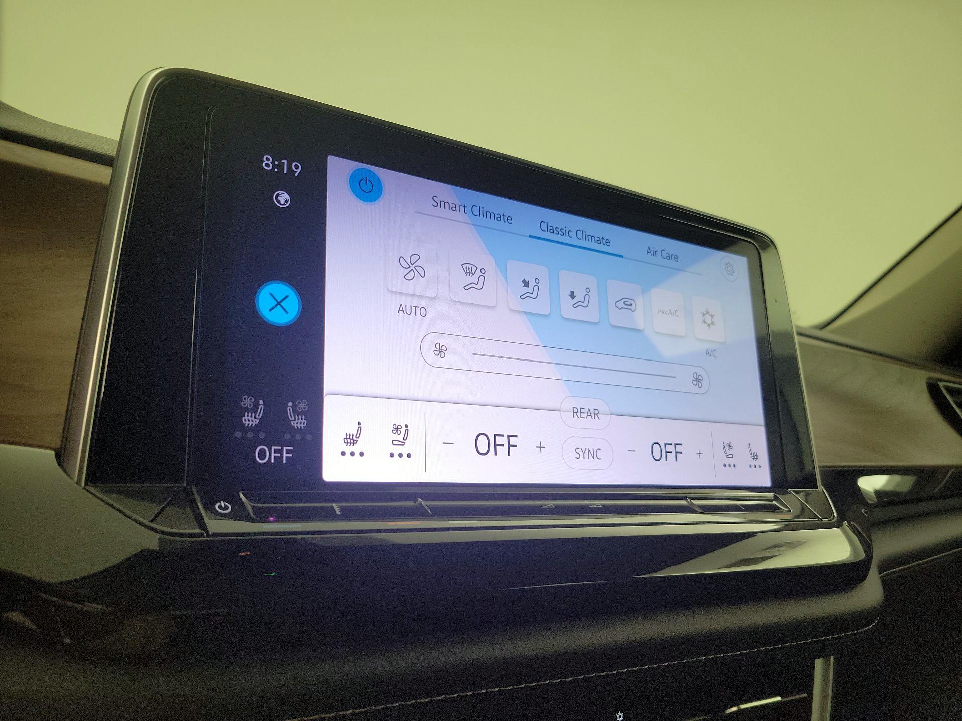 Thumbnail: 2024 Volkswagen Atlas - 16