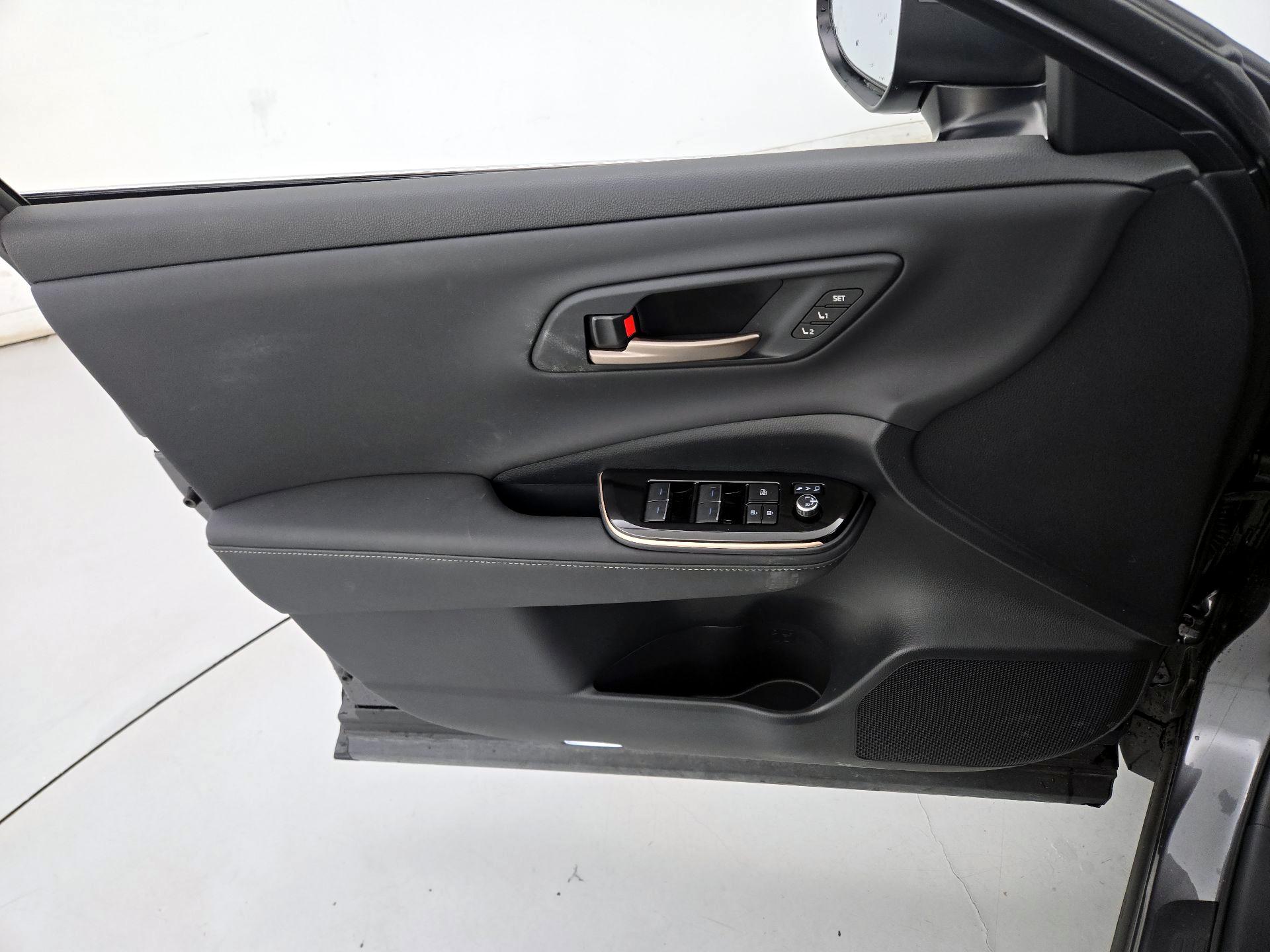 Thumbnail: 2024 Toyota Crown - 12