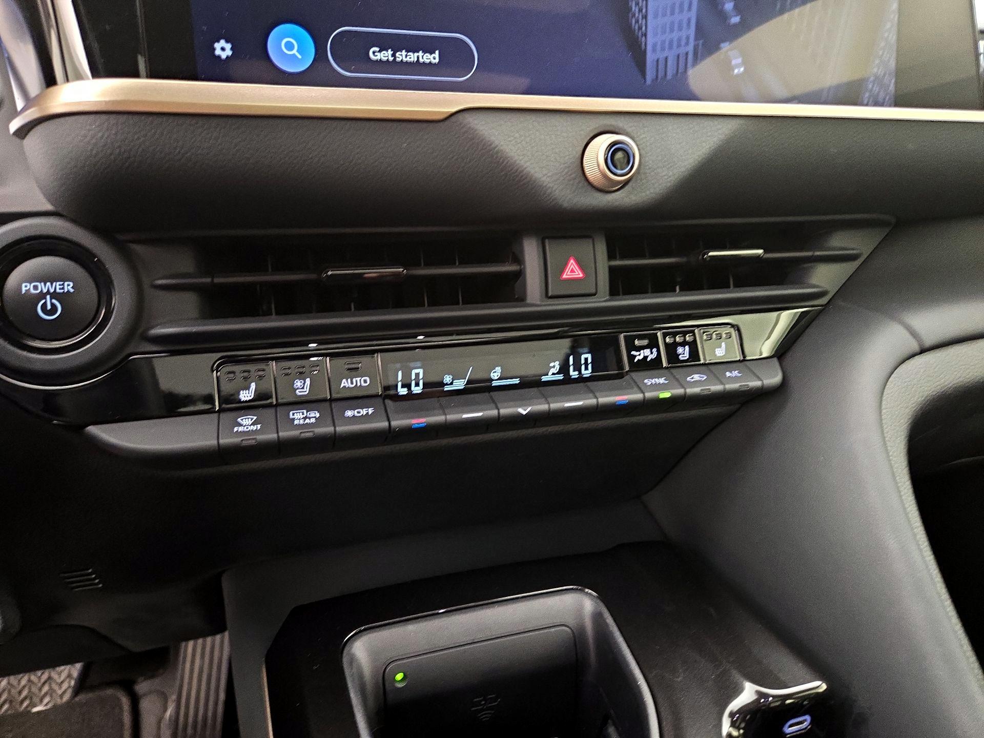 Thumbnail: 2024 Toyota Crown - 16