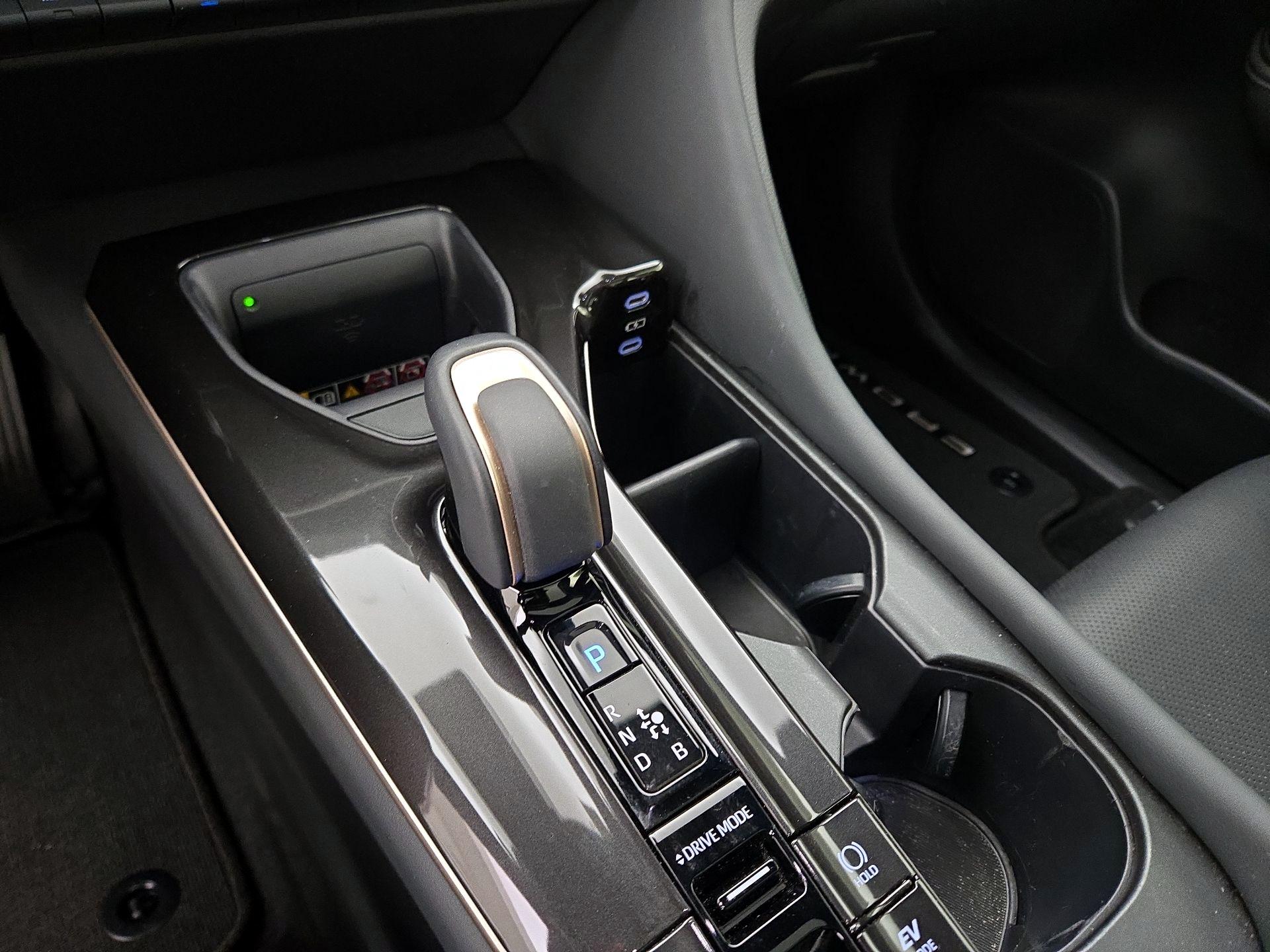 Thumbnail: 2024 Toyota Crown - 17