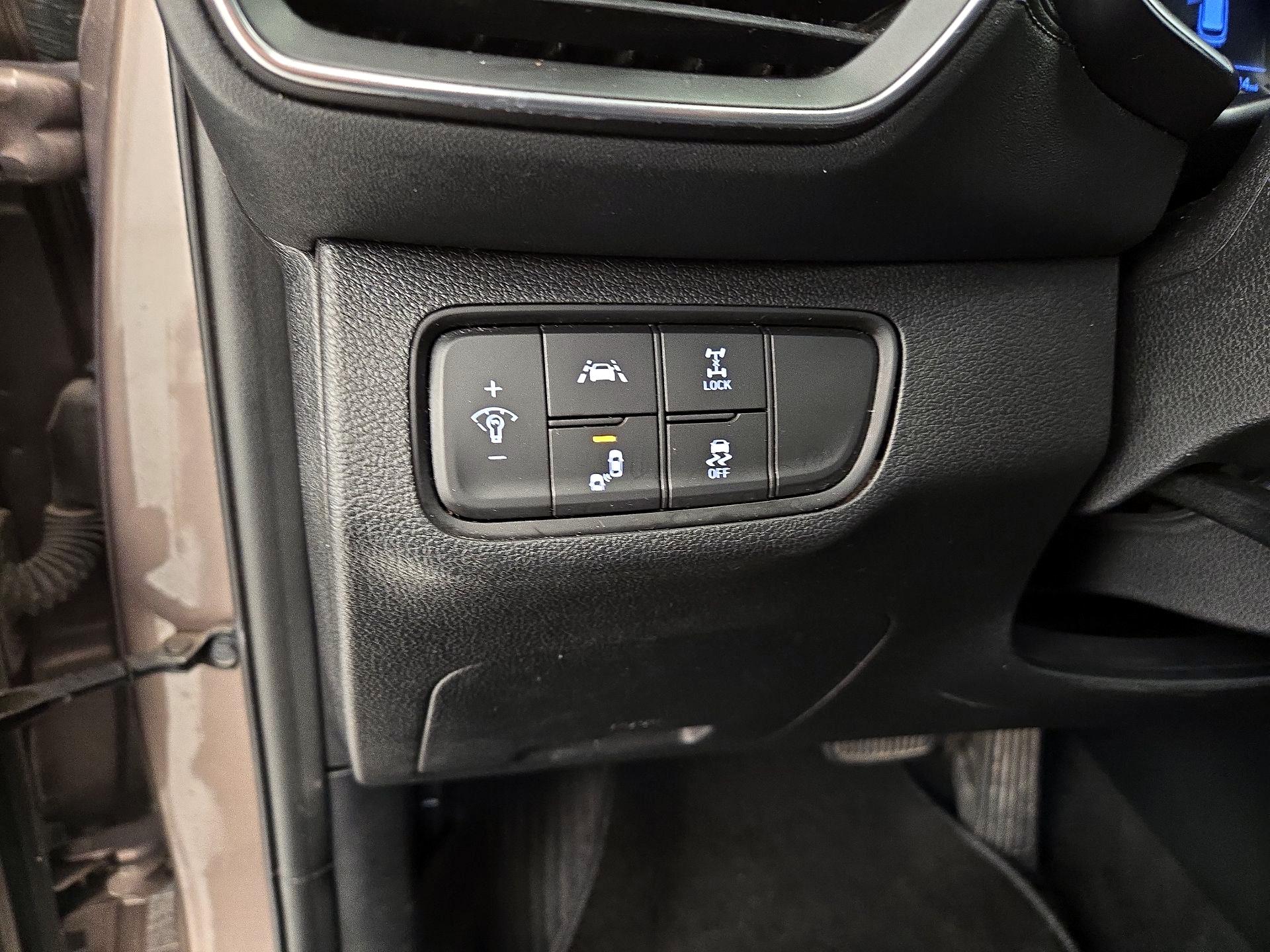 Thumbnail: 2019 Hyundai Santa Fe - 13
