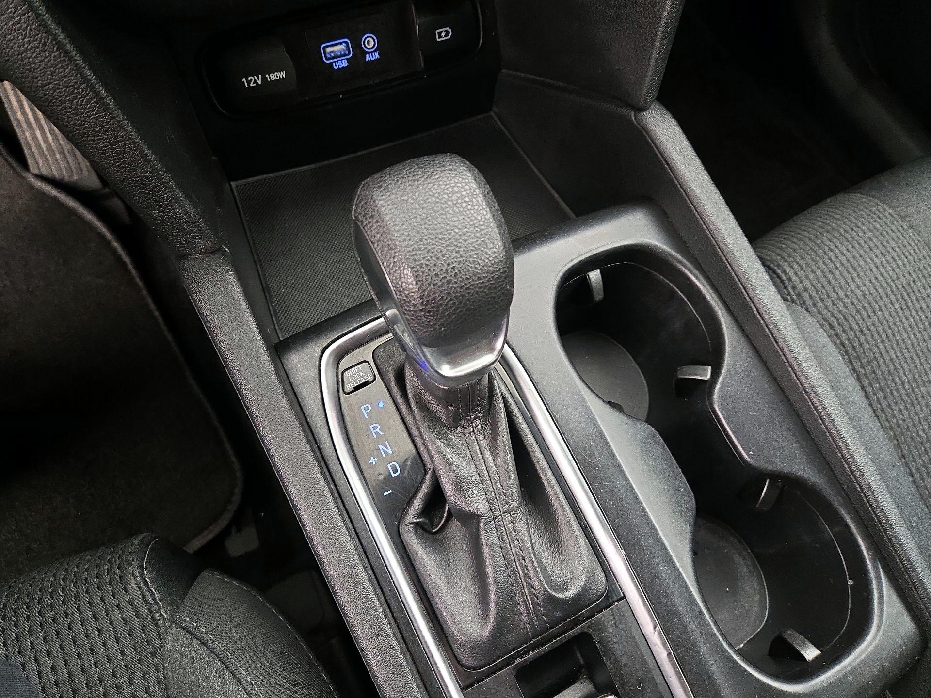 Thumbnail: 2019 Hyundai Santa Fe - 17