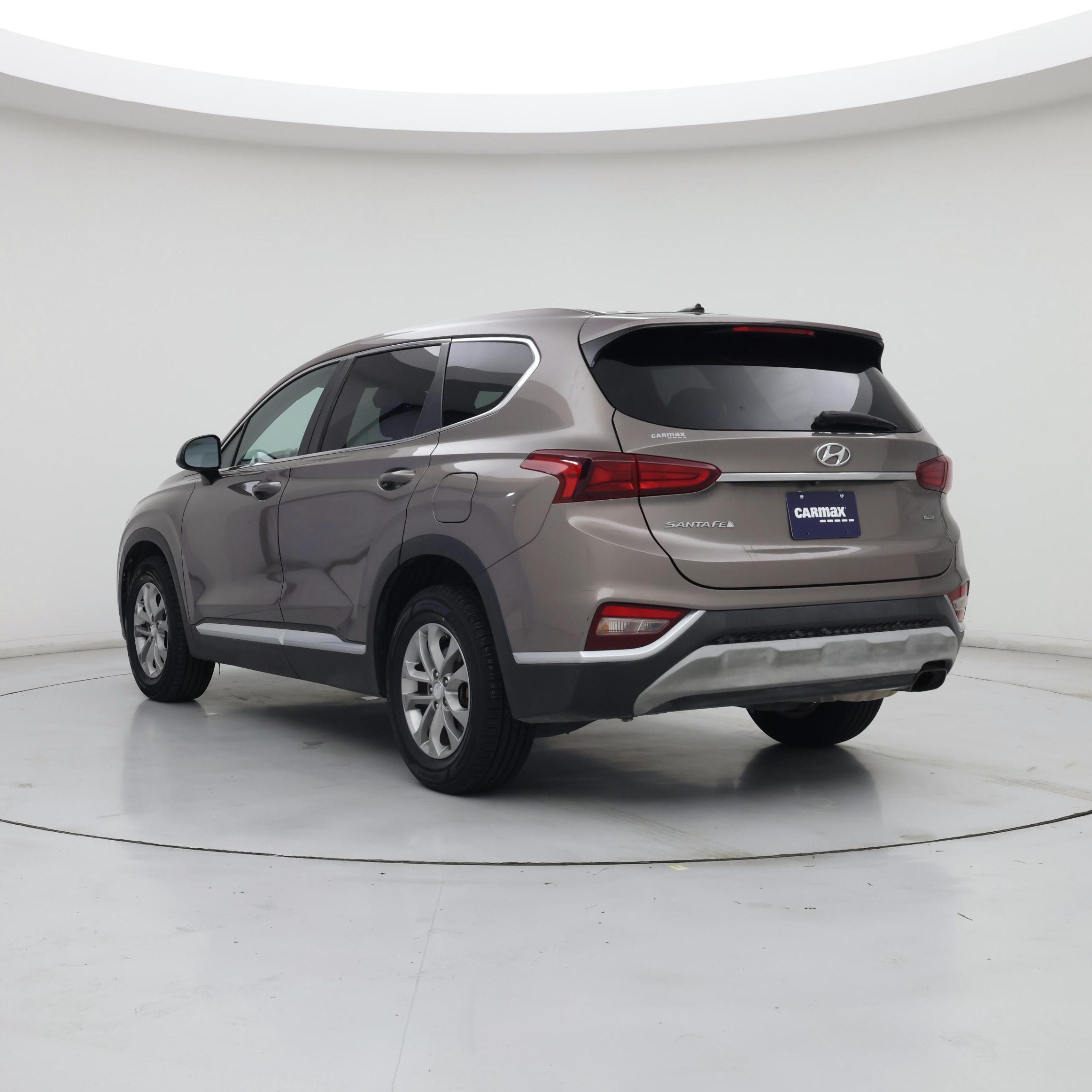 Thumbnail: 2019 Hyundai Santa Fe - 2