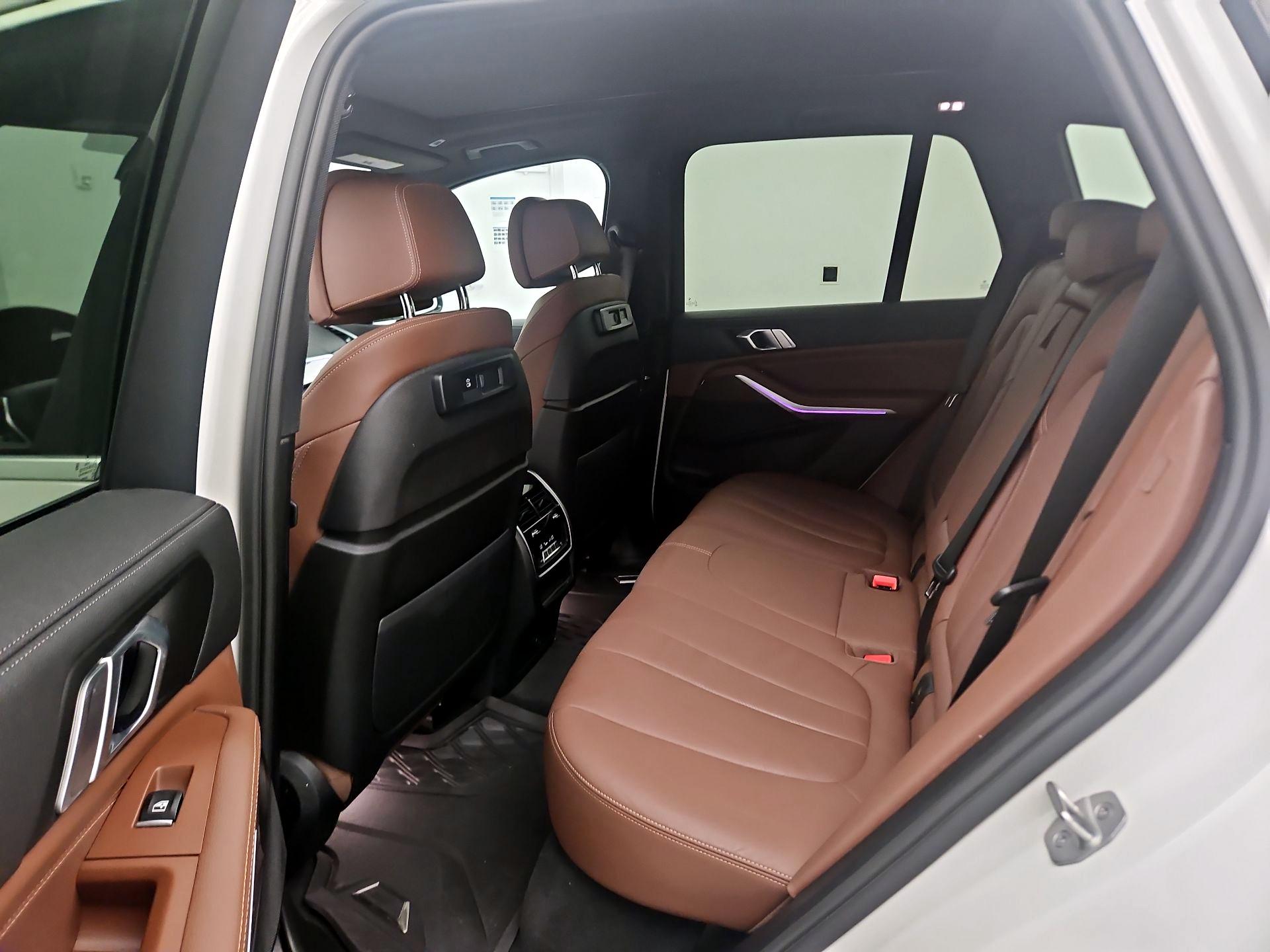 Thumbnail: 2022 BMW X5 - 19