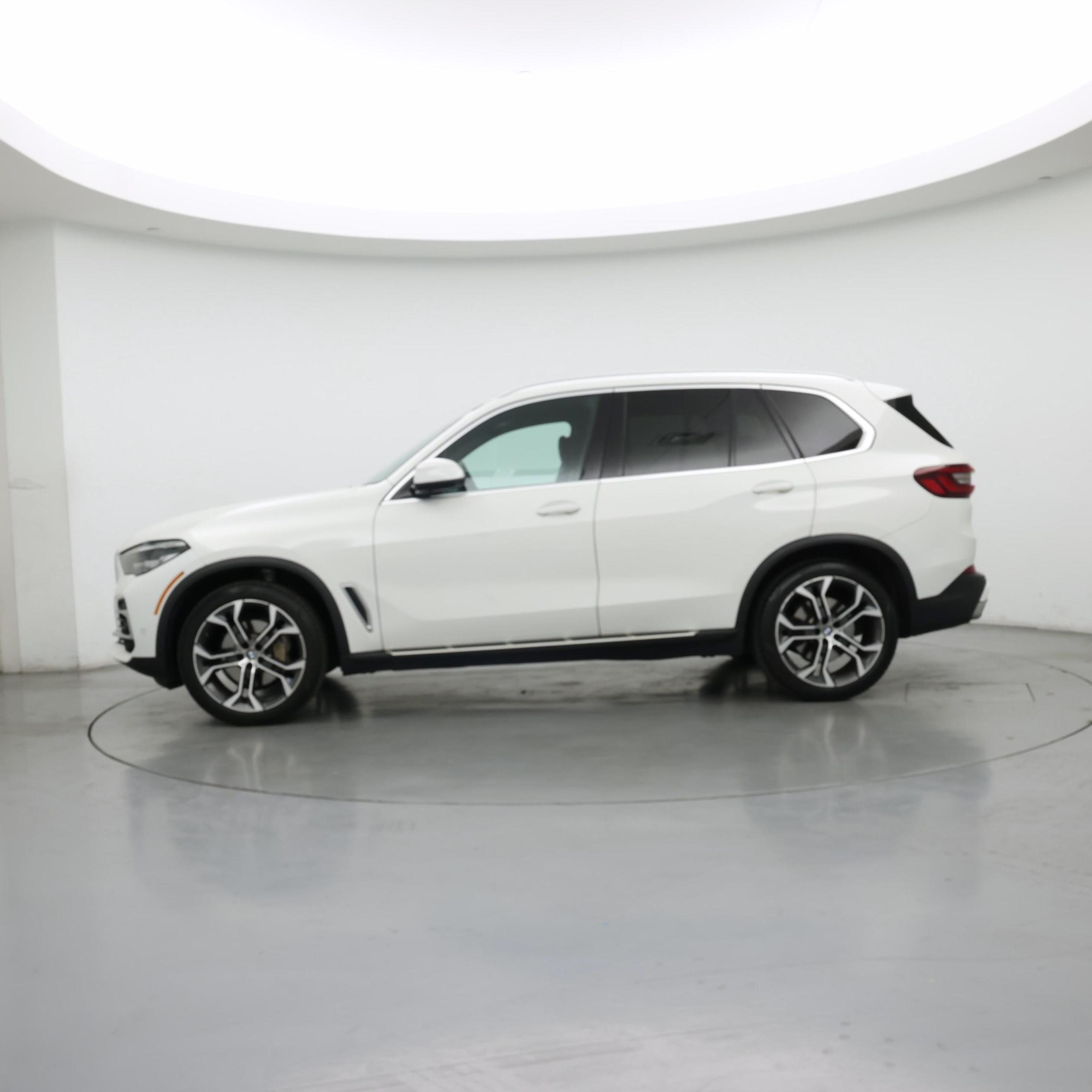 Thumbnail: 2022 BMW X5 - 3