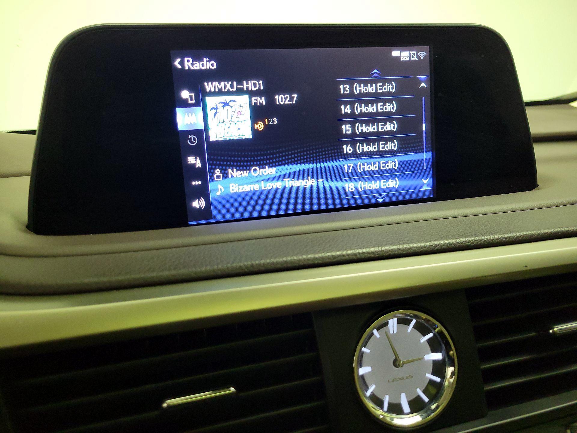 Thumbnail: 2020 Lexus RX - 15