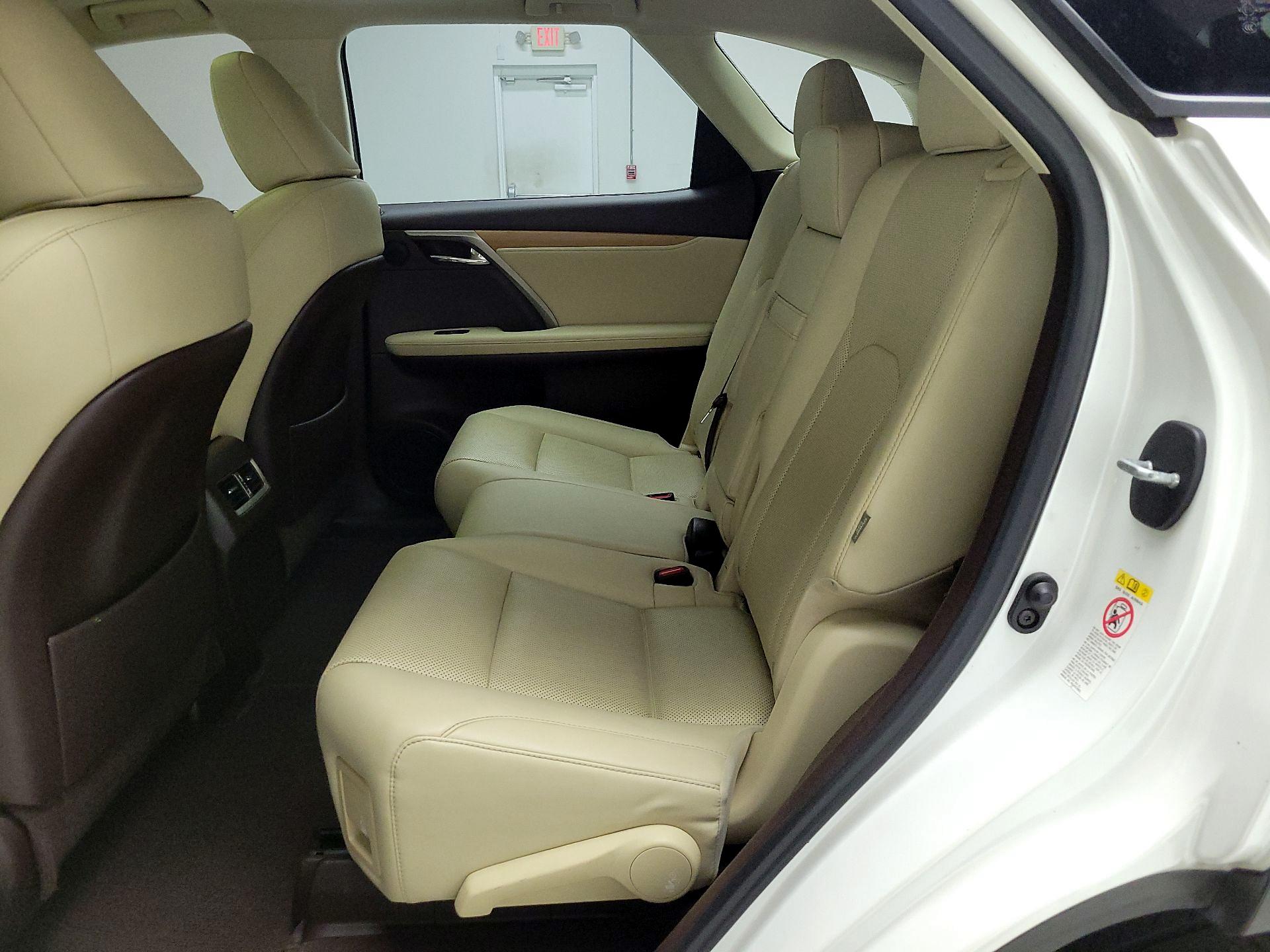 Thumbnail: 2020 Lexus RX - 20