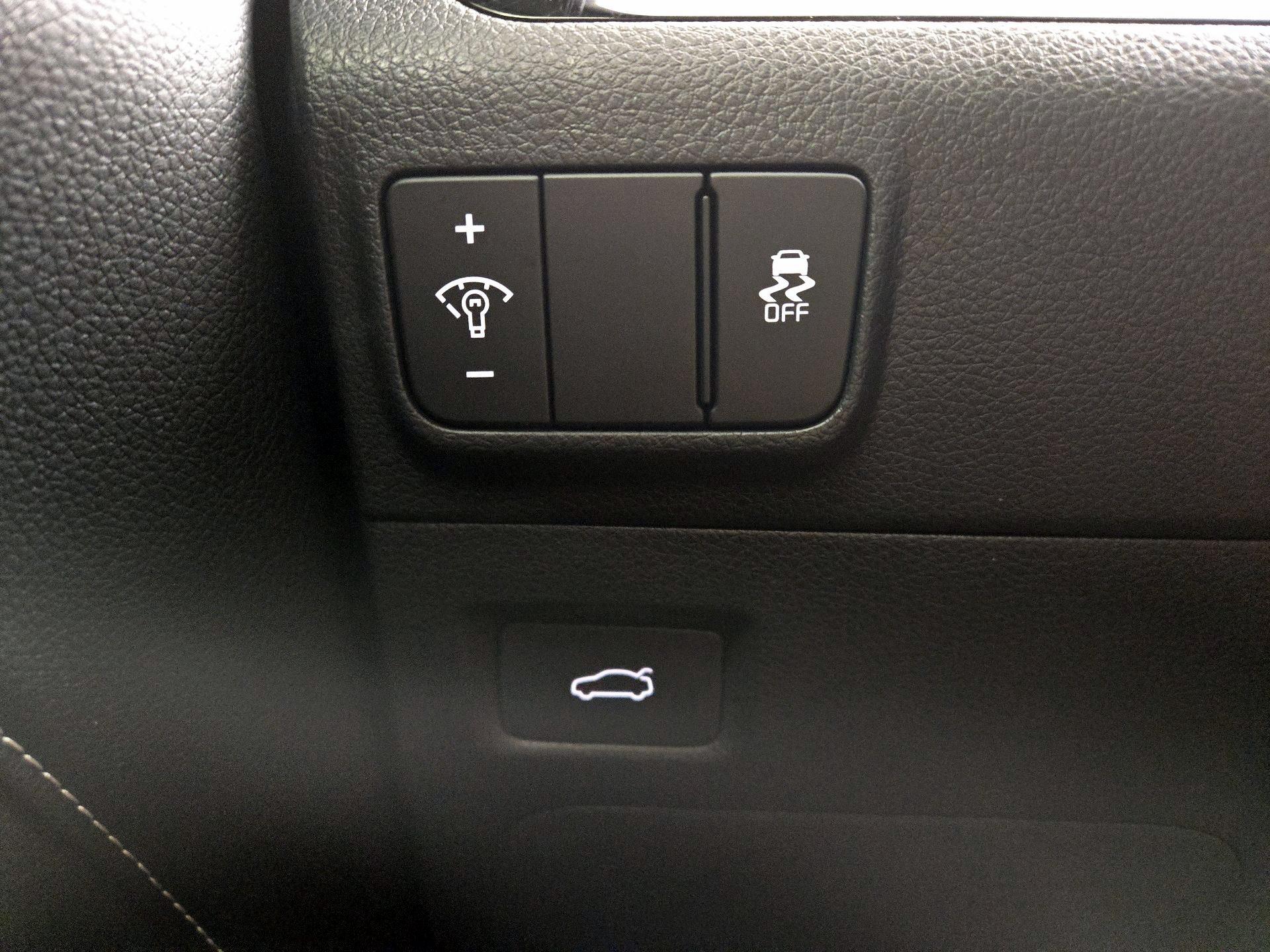 Thumbnail: 2026 Kia K5 - 13