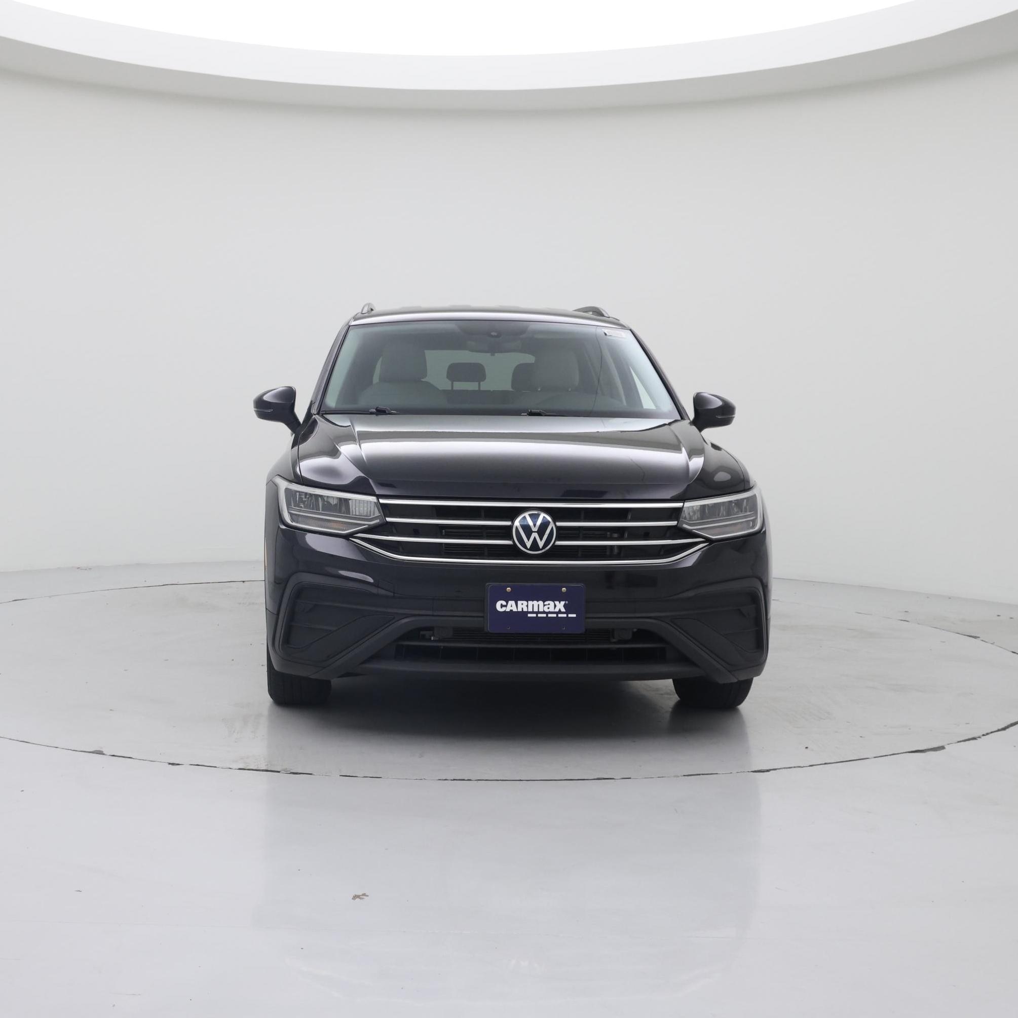 Thumbnail: 2023 Volkswagen Tiguan - 5