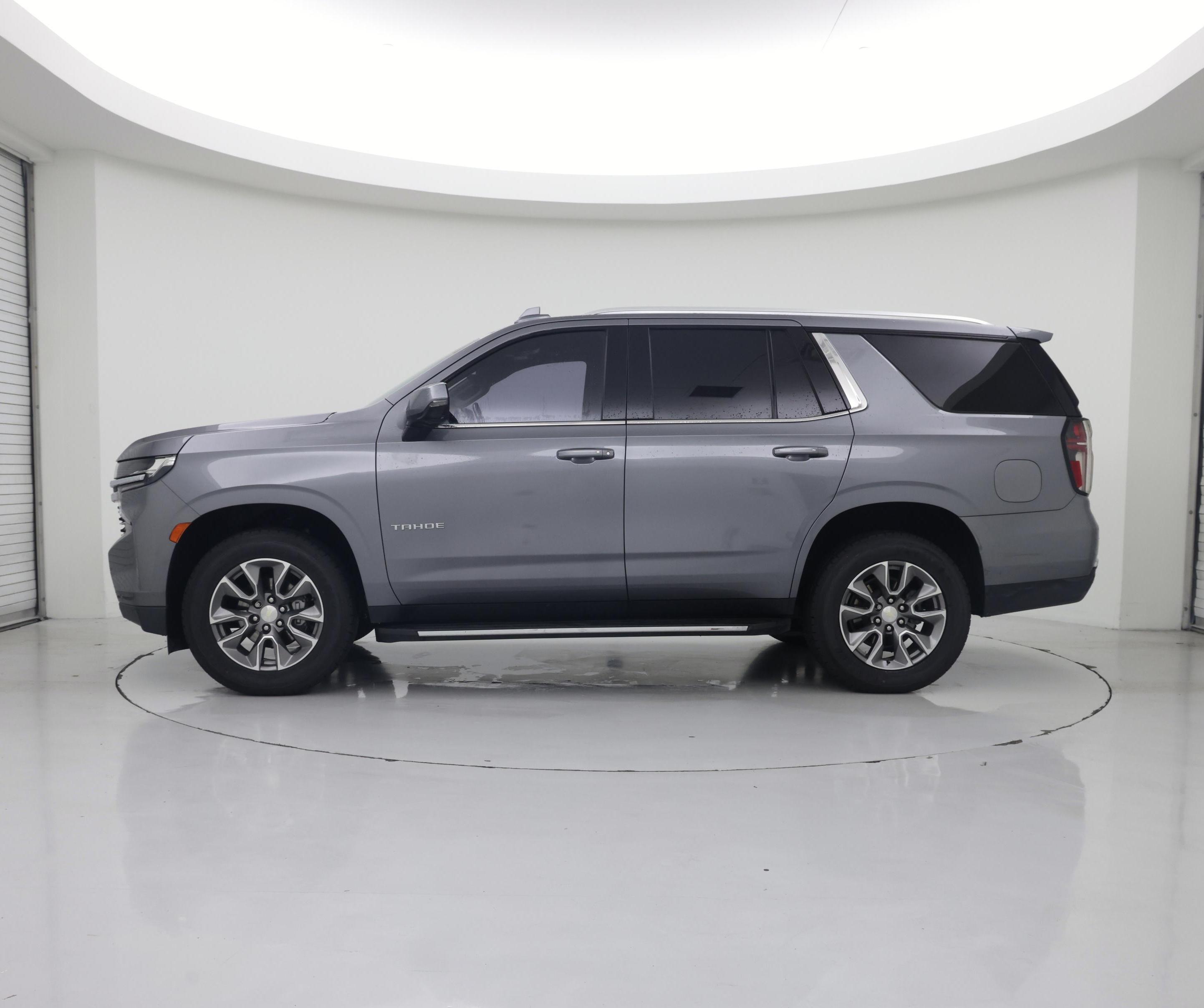 Thumbnail: 2021 Chevrolet Tahoe - 3