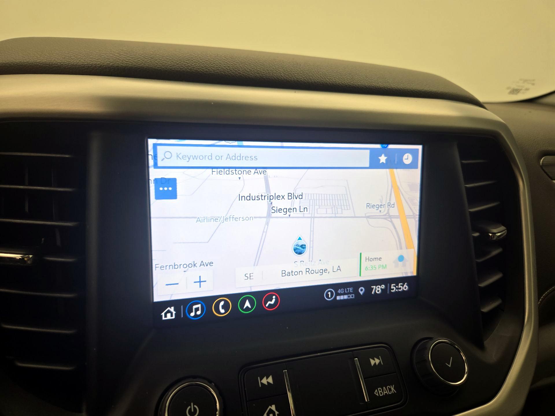 Thumbnail: 2022 GMC Acadia - 14