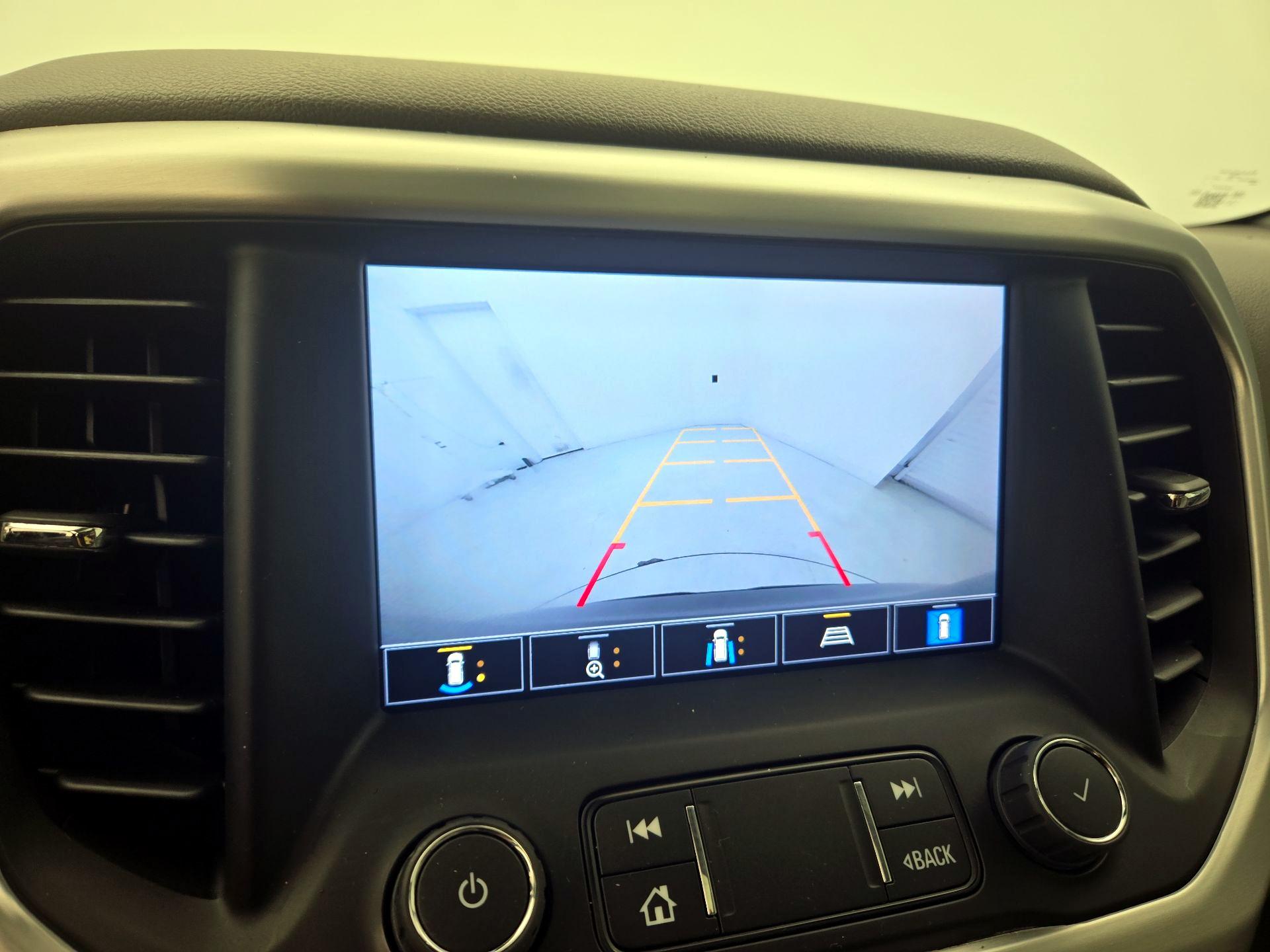 Thumbnail: 2022 GMC Acadia - 15