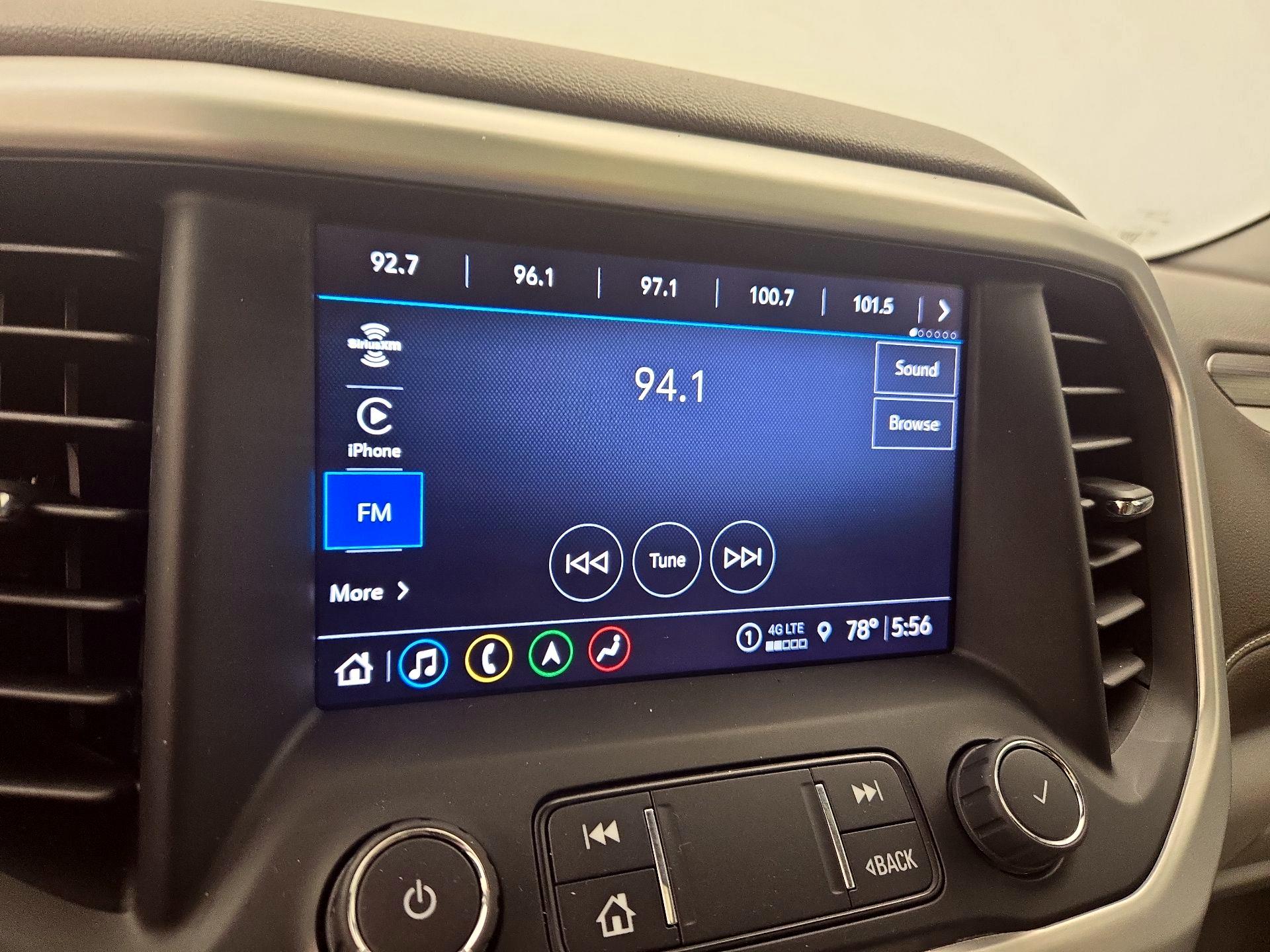 Thumbnail: 2022 GMC Acadia - 16