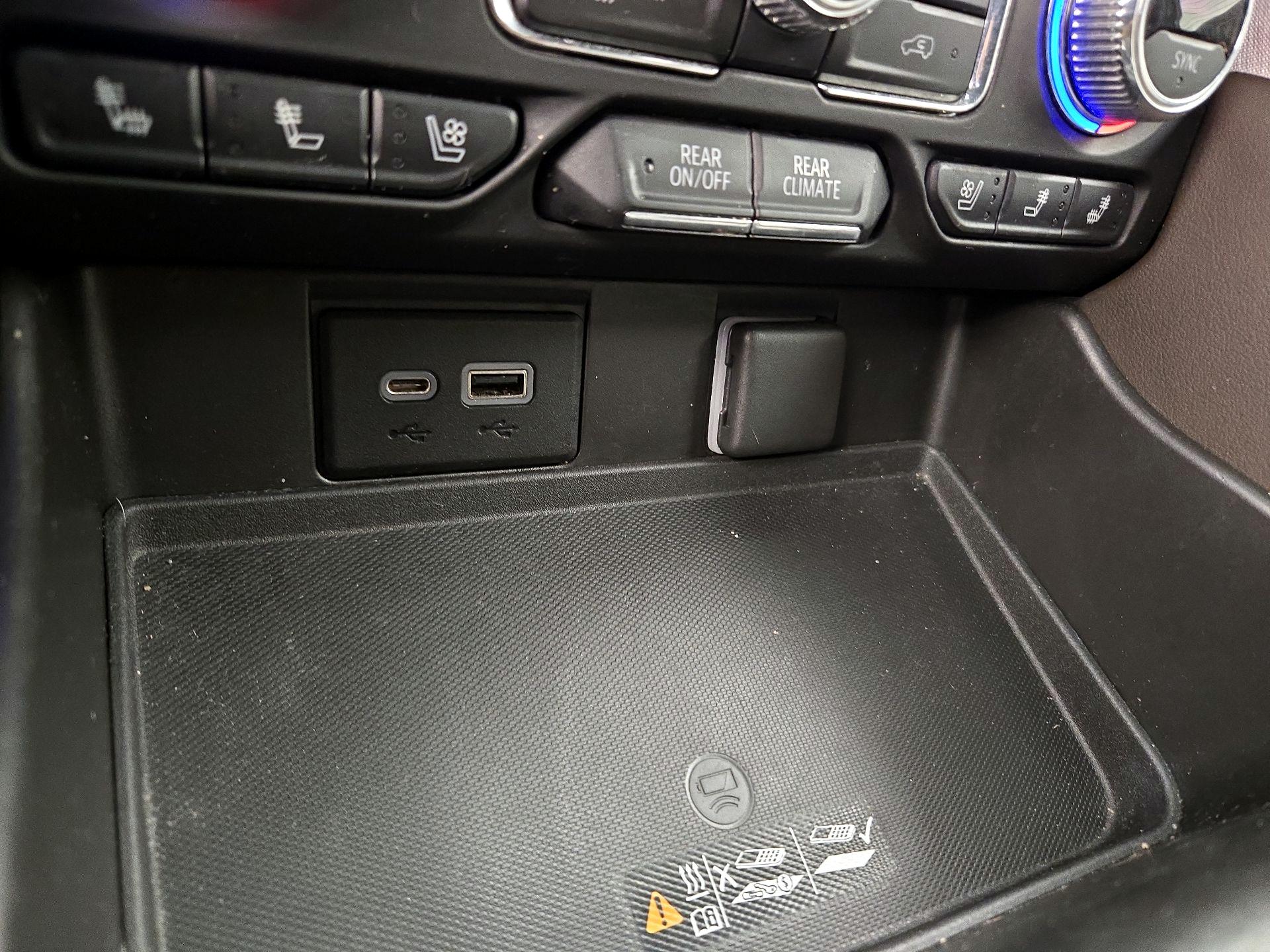 Thumbnail: 2021 GMC Yukon - 18