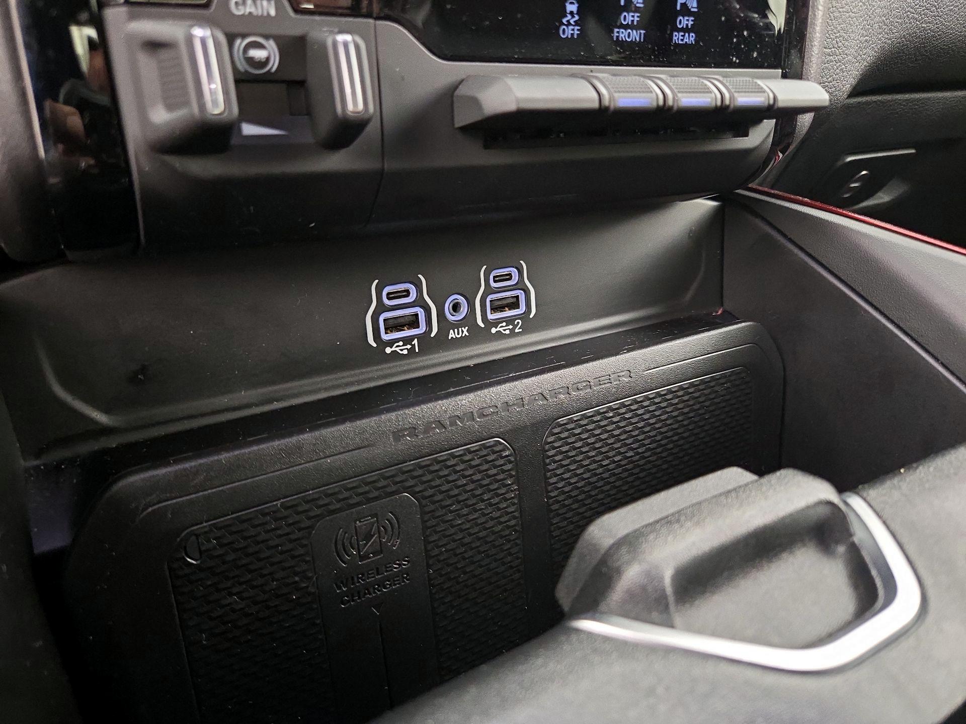 Thumbnail: 2025 RAM 1500 - 19