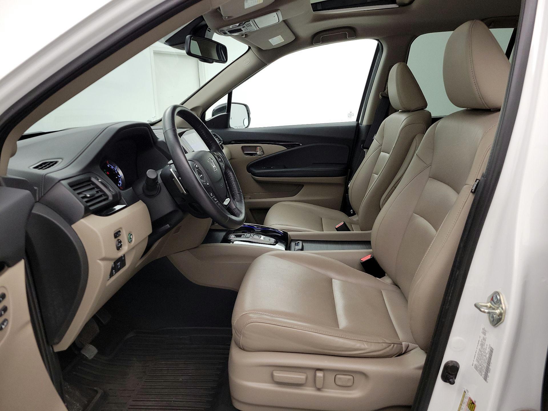 Thumbnail: 2020 Honda Ridgeline - 11