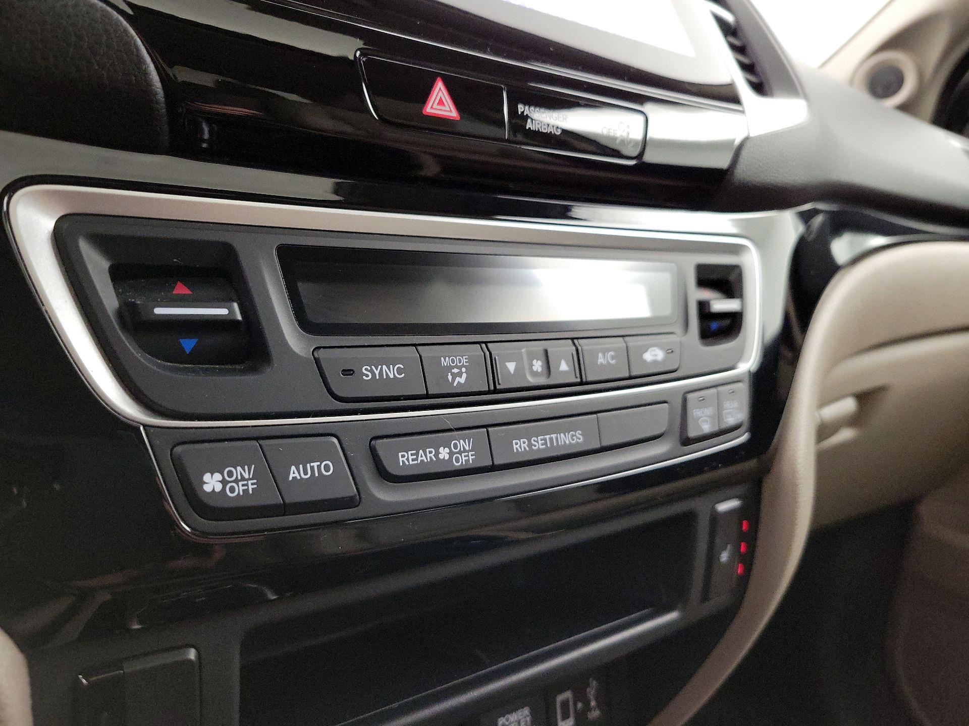 Thumbnail: 2020 Honda Ridgeline - 17