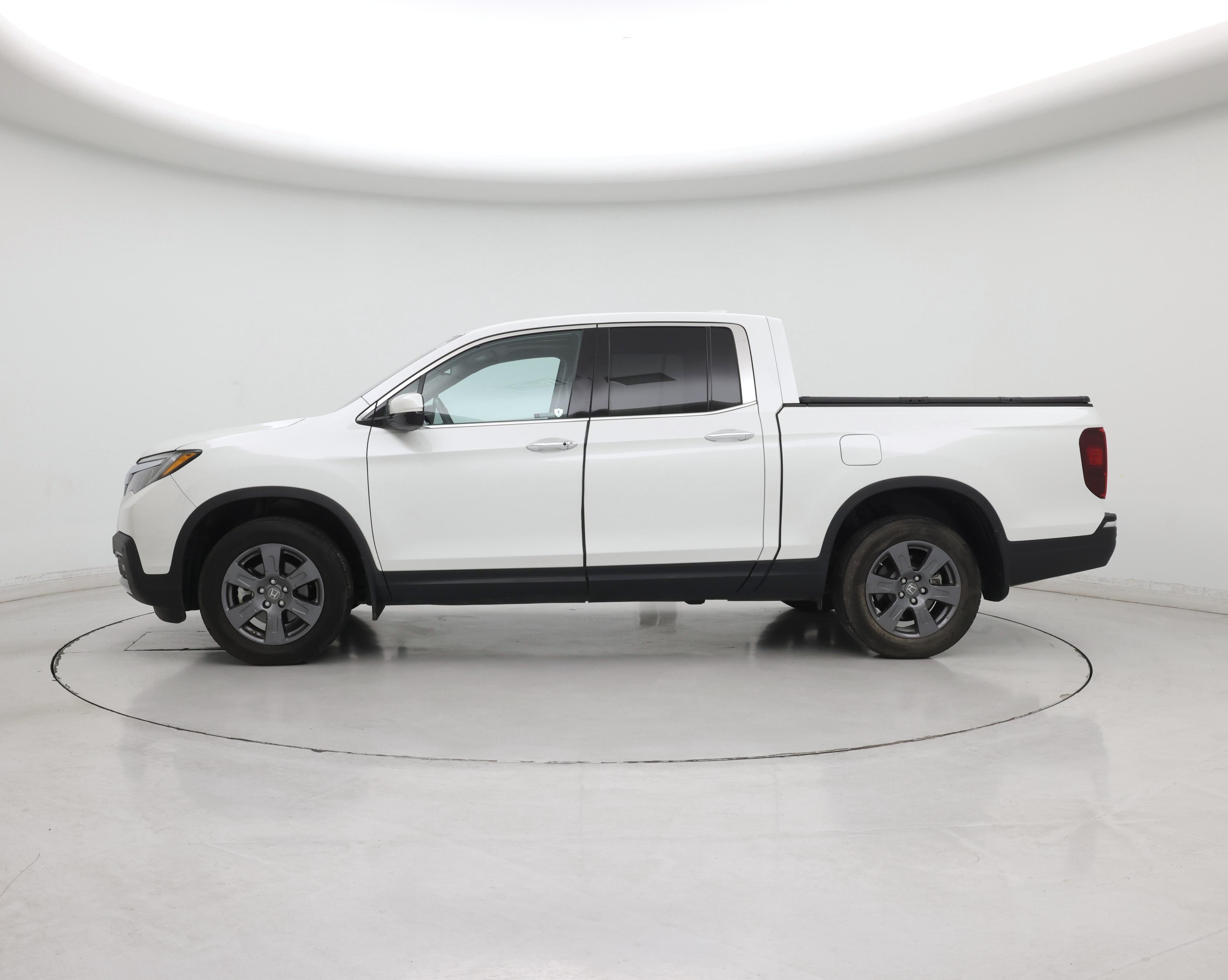 Thumbnail: 2020 Honda Ridgeline - 3