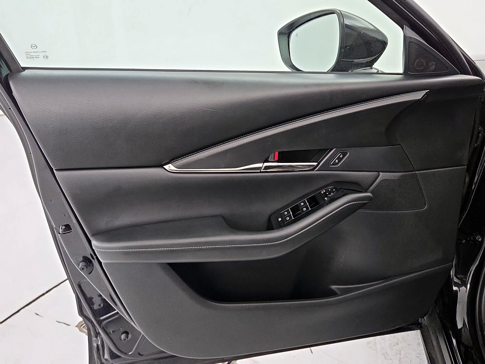 Thumbnail: 2023 Mazda CX-30 - 12