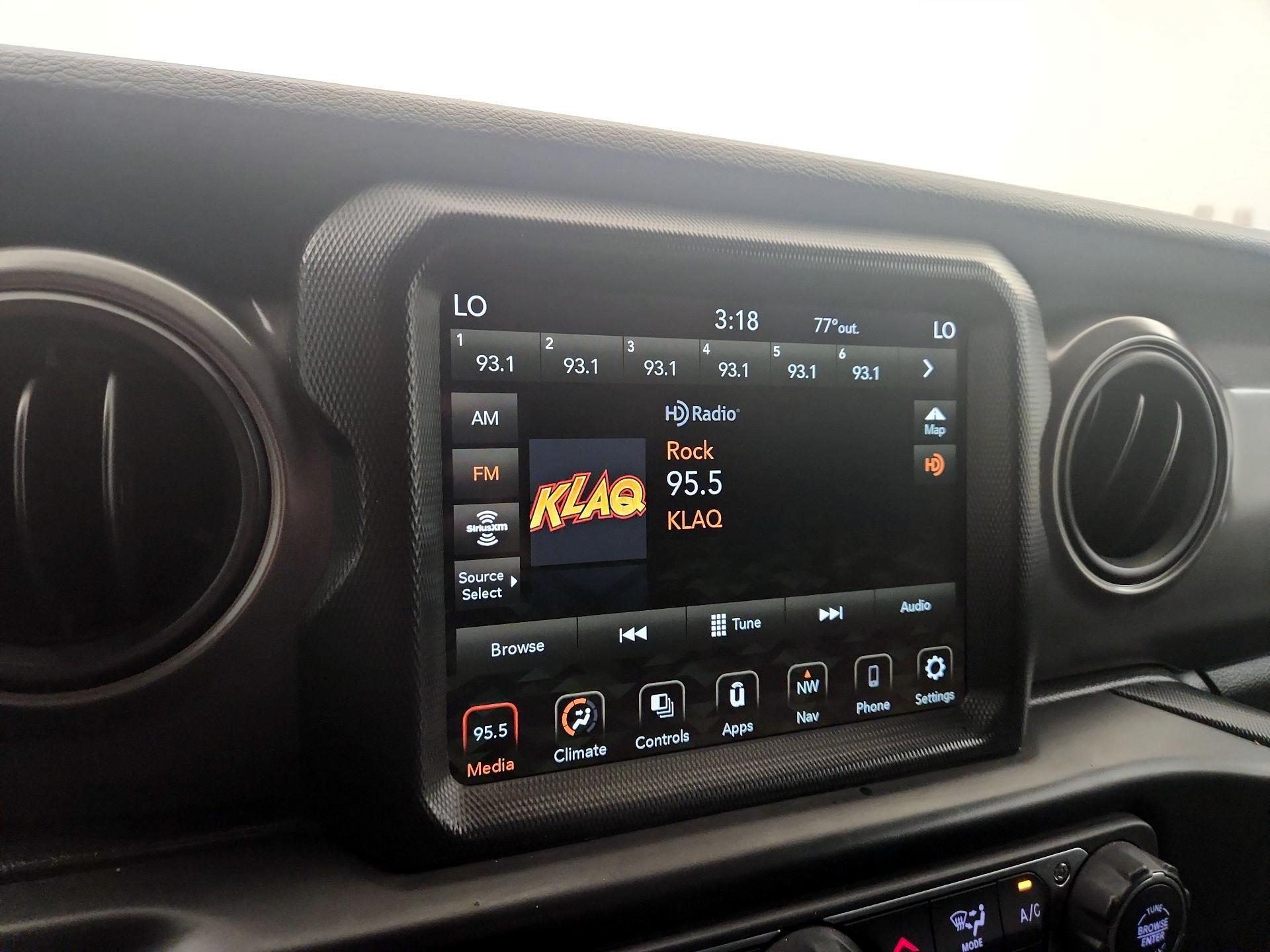 Thumbnail: 2022 Jeep Wrangler - 15