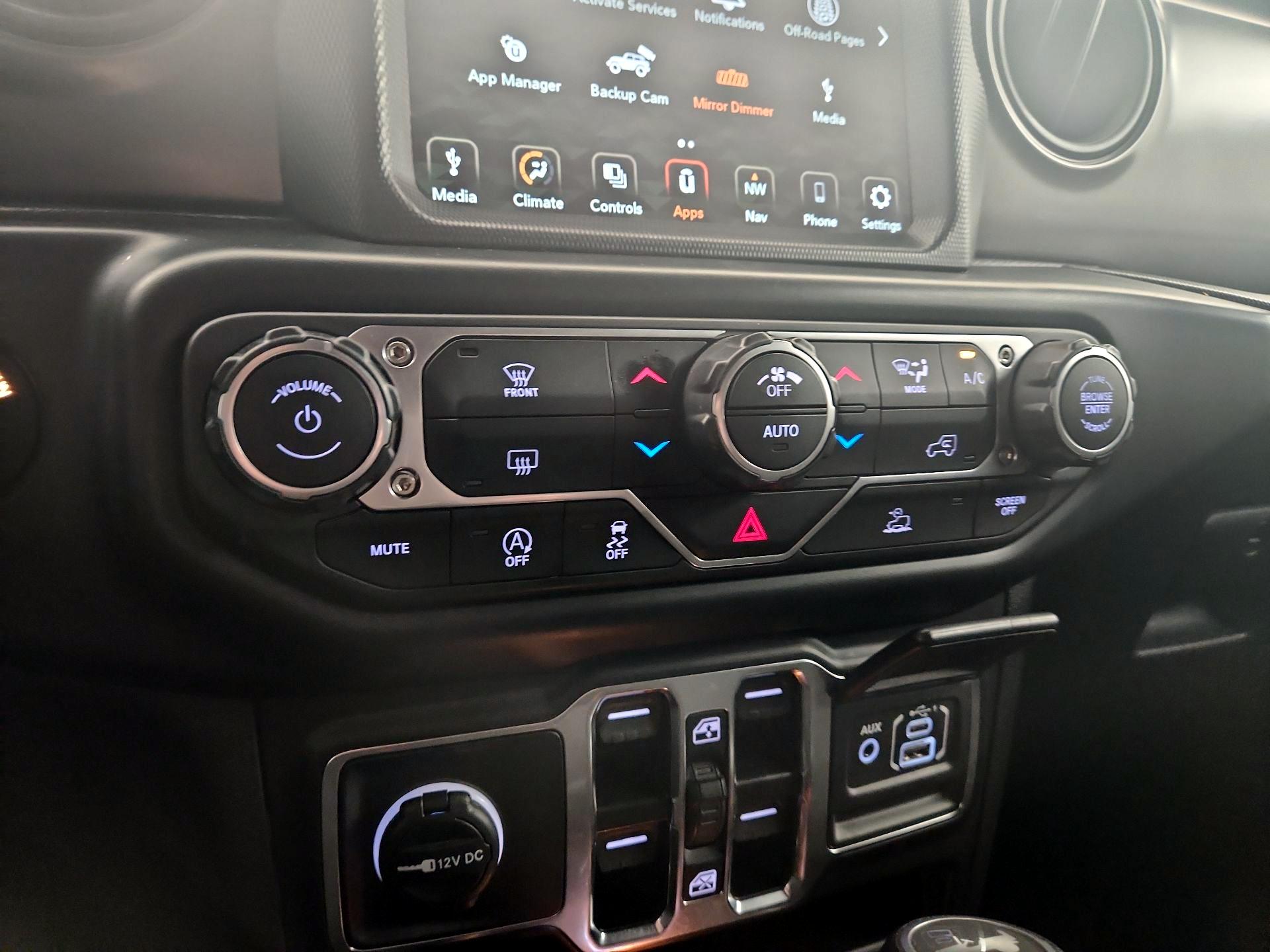 Thumbnail: 2022 Jeep Wrangler - 16