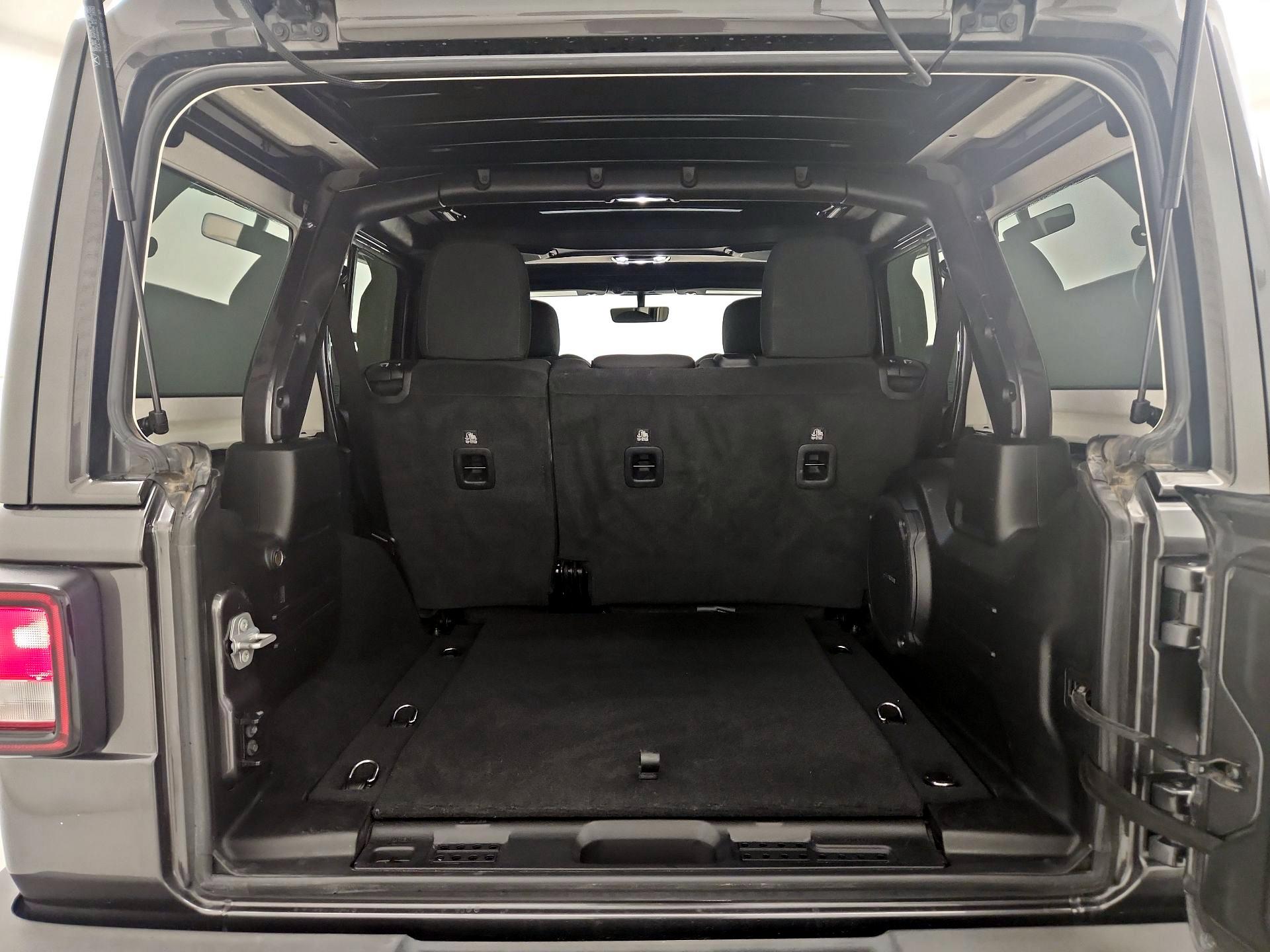 Thumbnail: 2022 Jeep Wrangler - 20