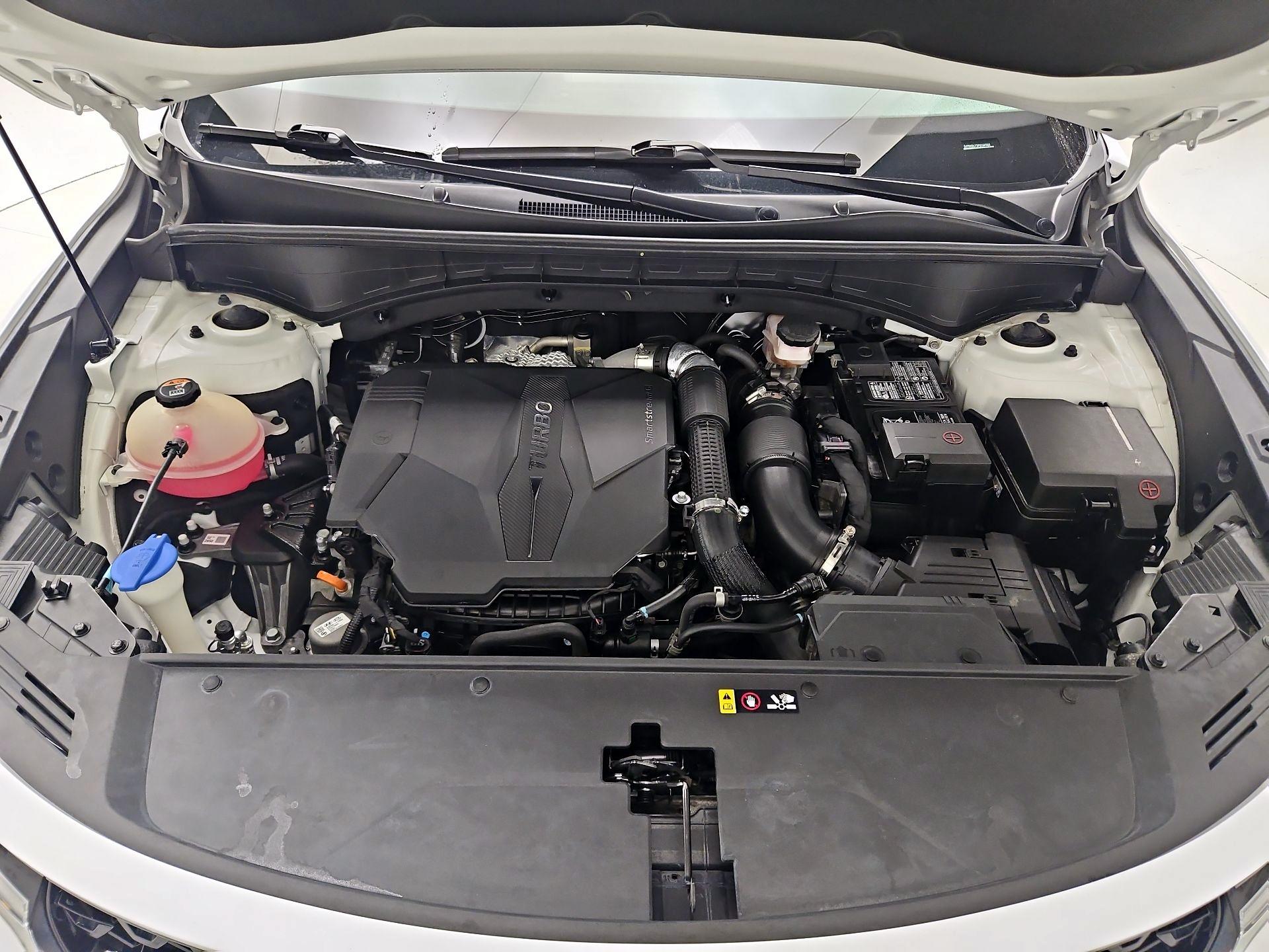 Thumbnail: 2023 Kia Sorento - 18