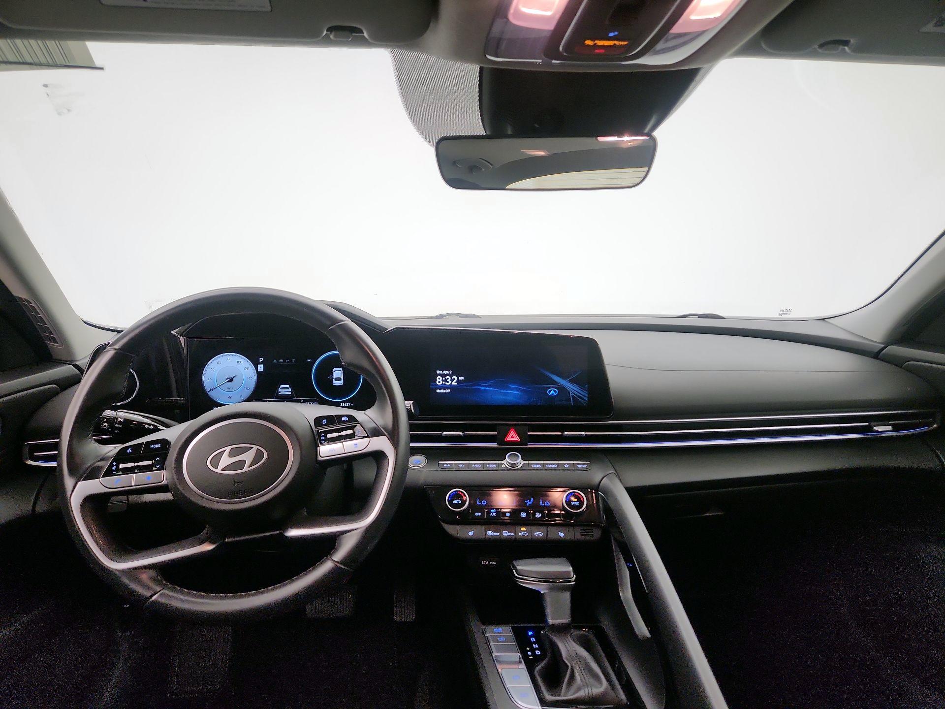 Thumbnail: 2025 Hyundai Elantra - 9