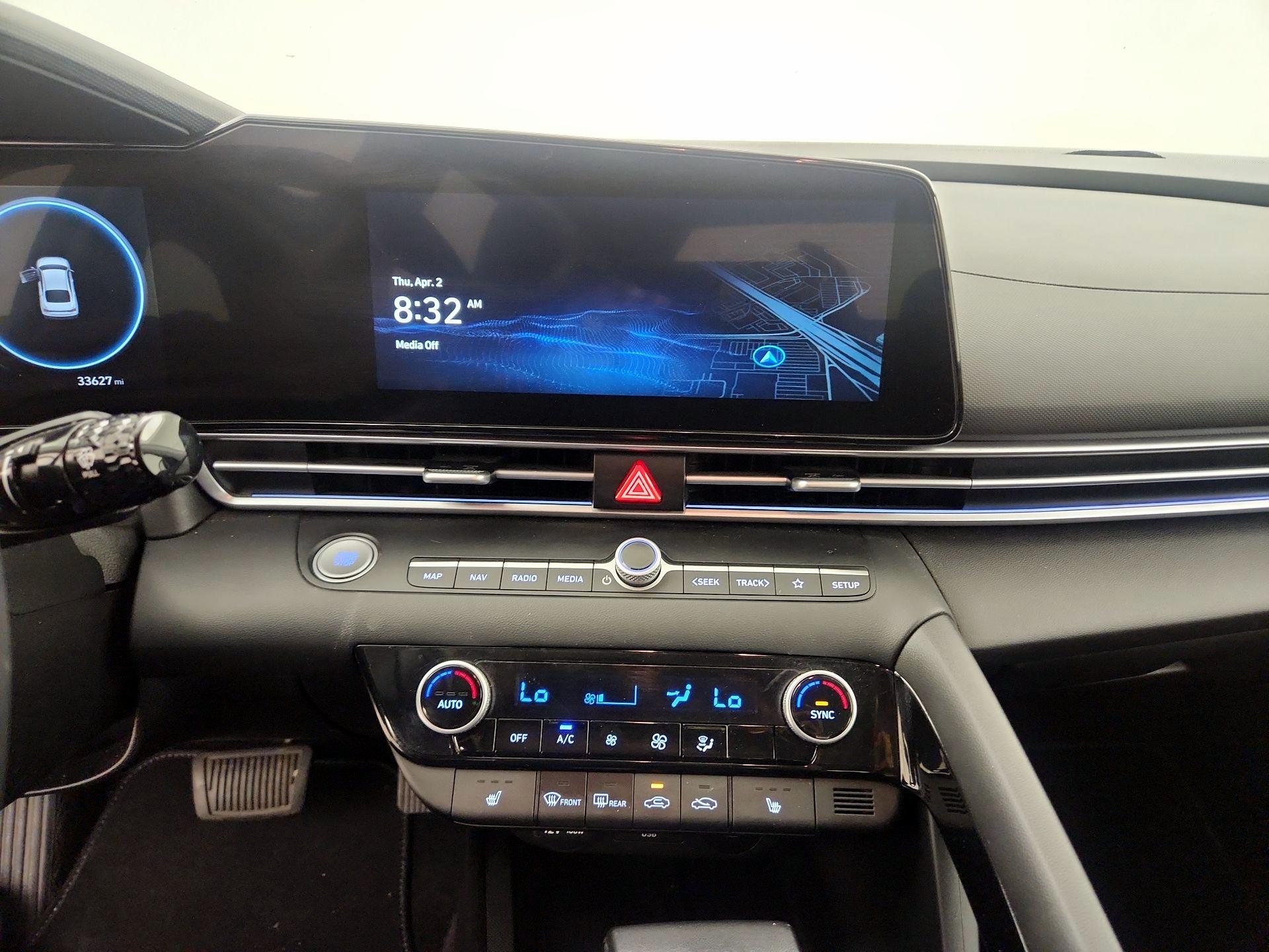 Thumbnail: 2025 Hyundai Elantra - 17