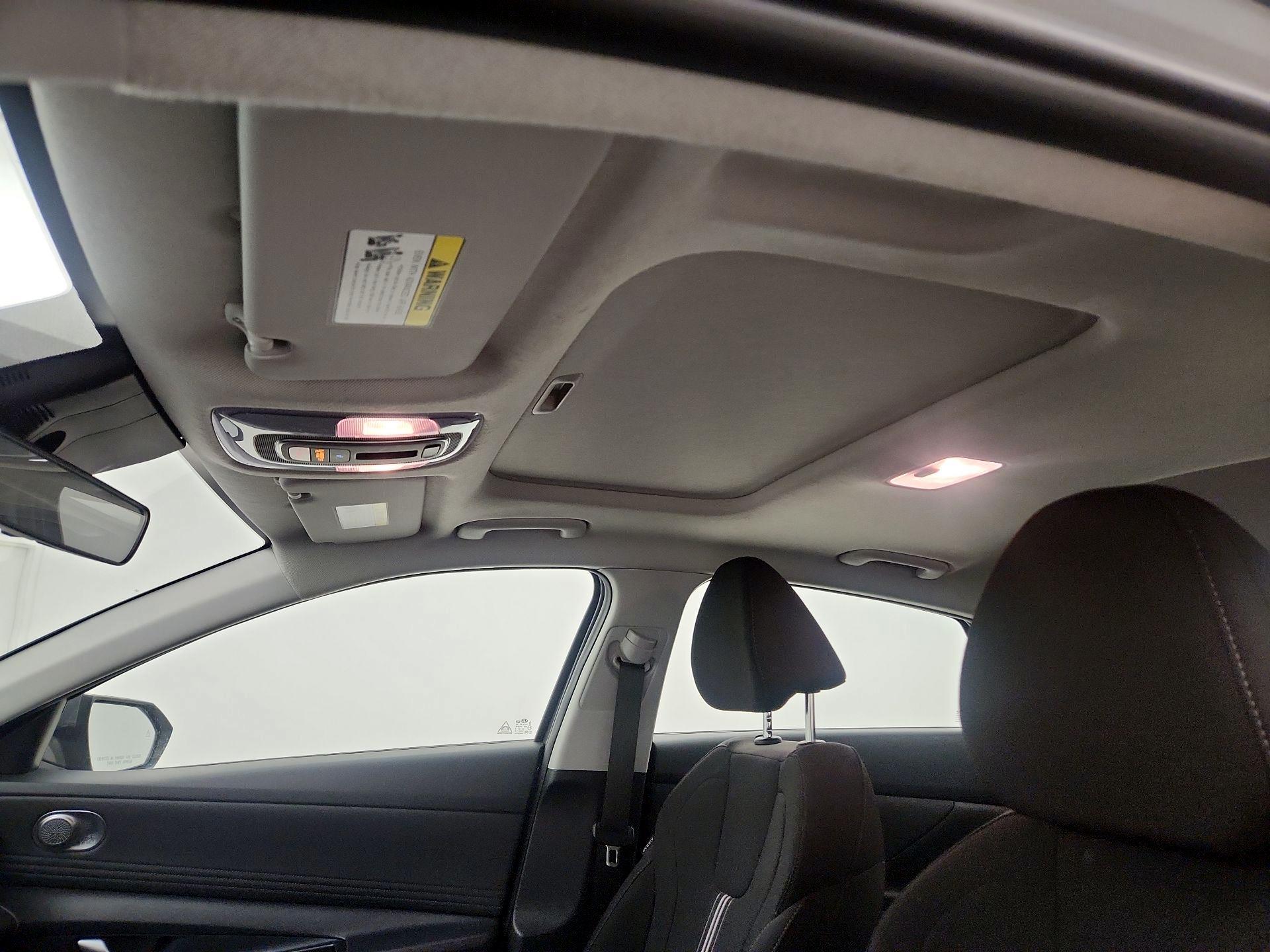 Thumbnail: 2025 Hyundai Elantra - 20