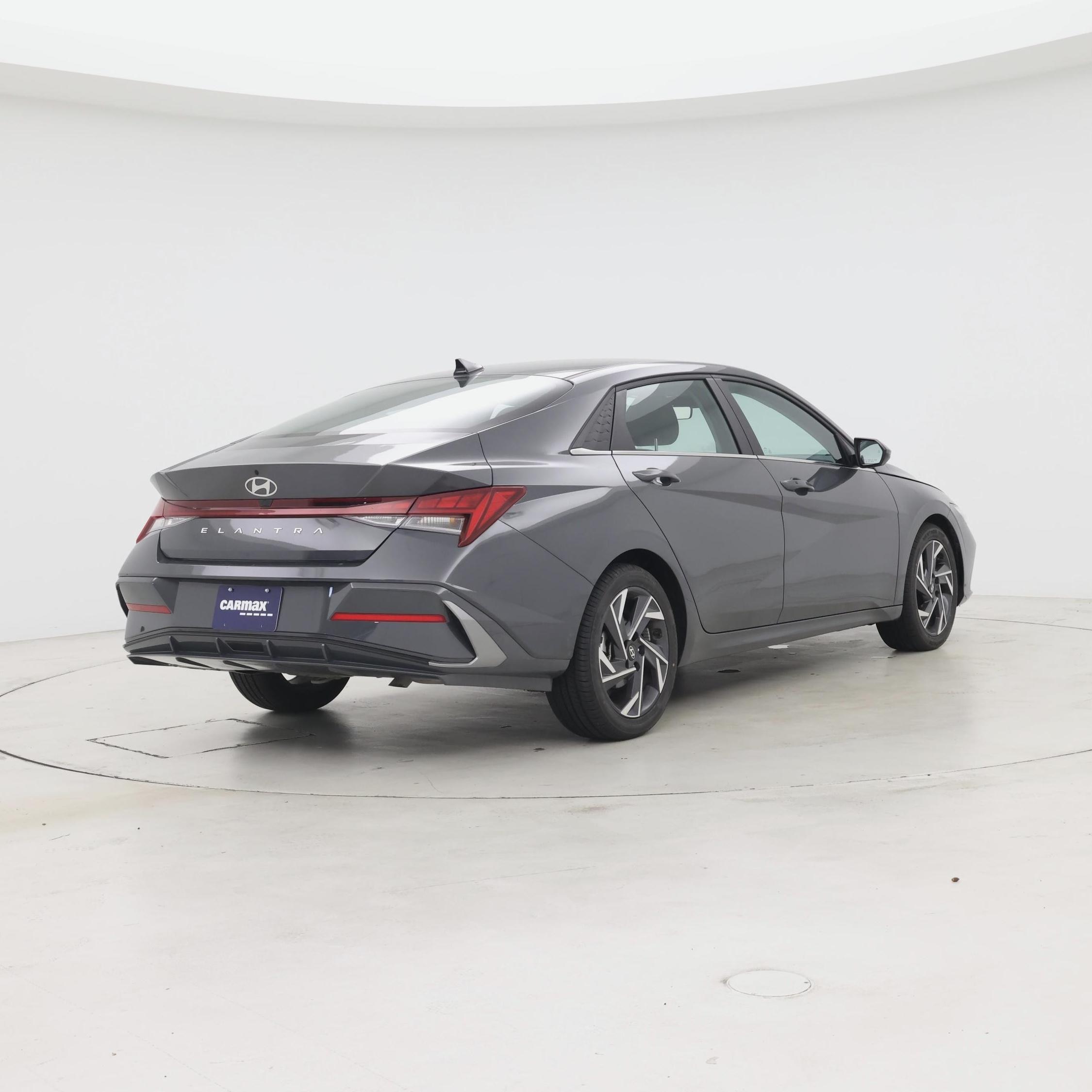 Thumbnail: 2025 Hyundai Elantra - 8