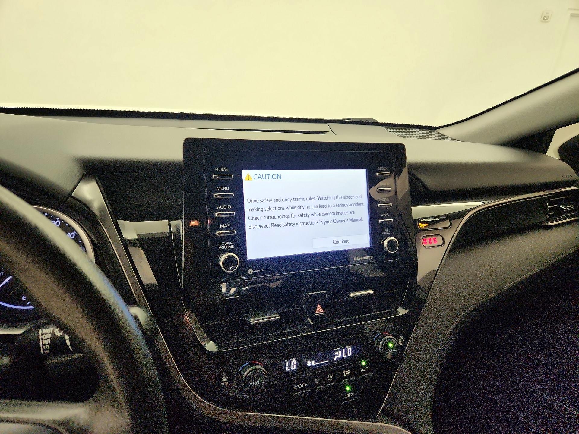 Thumbnail: 2022 Toyota Camry - 13