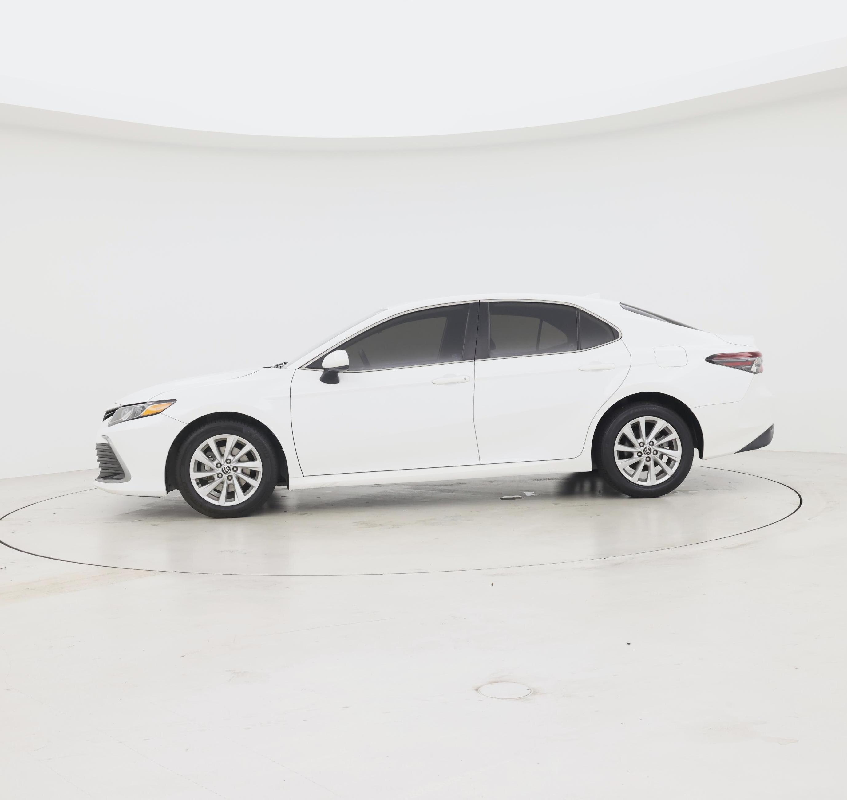 Thumbnail: 2022 Toyota Camry - 3