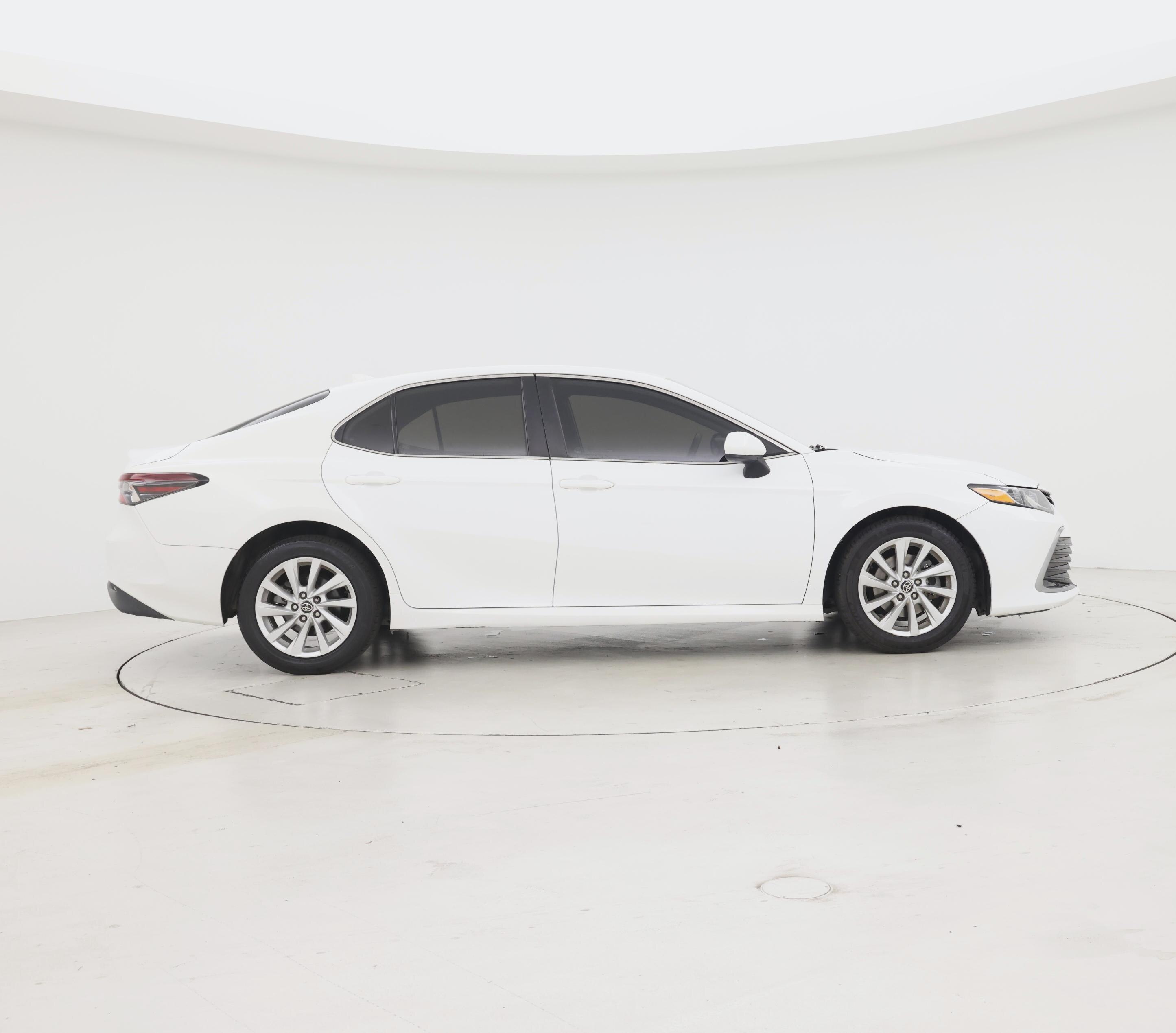 Thumbnail: 2022 Toyota Camry - 7