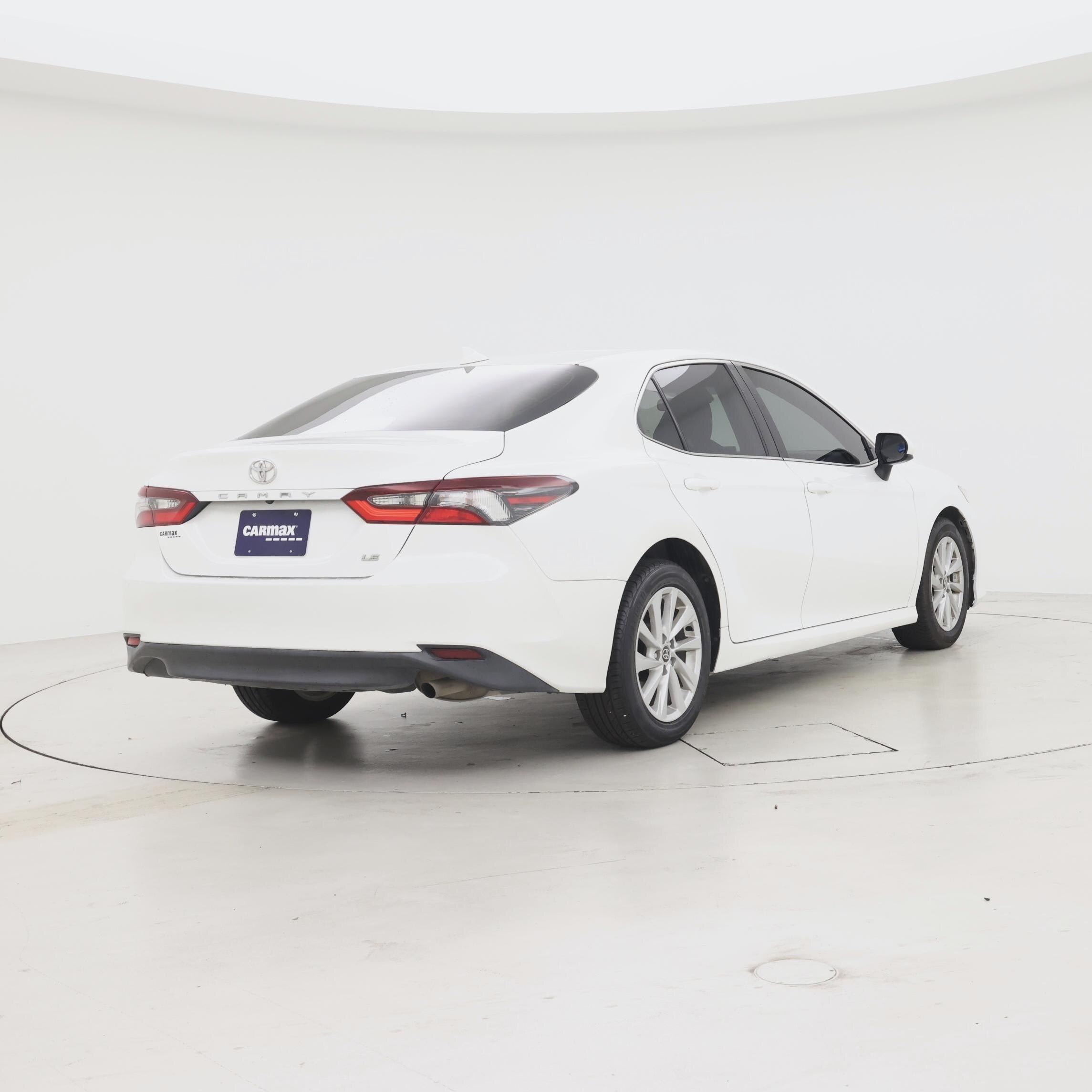 Thumbnail: 2022 Toyota Camry - 8