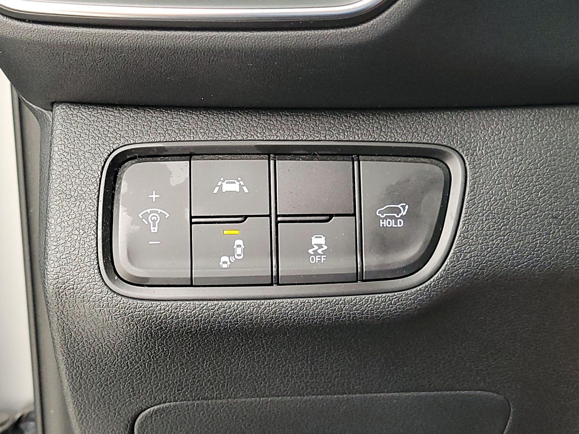 Thumbnail: 2020 Hyundai Santa Fe - 13