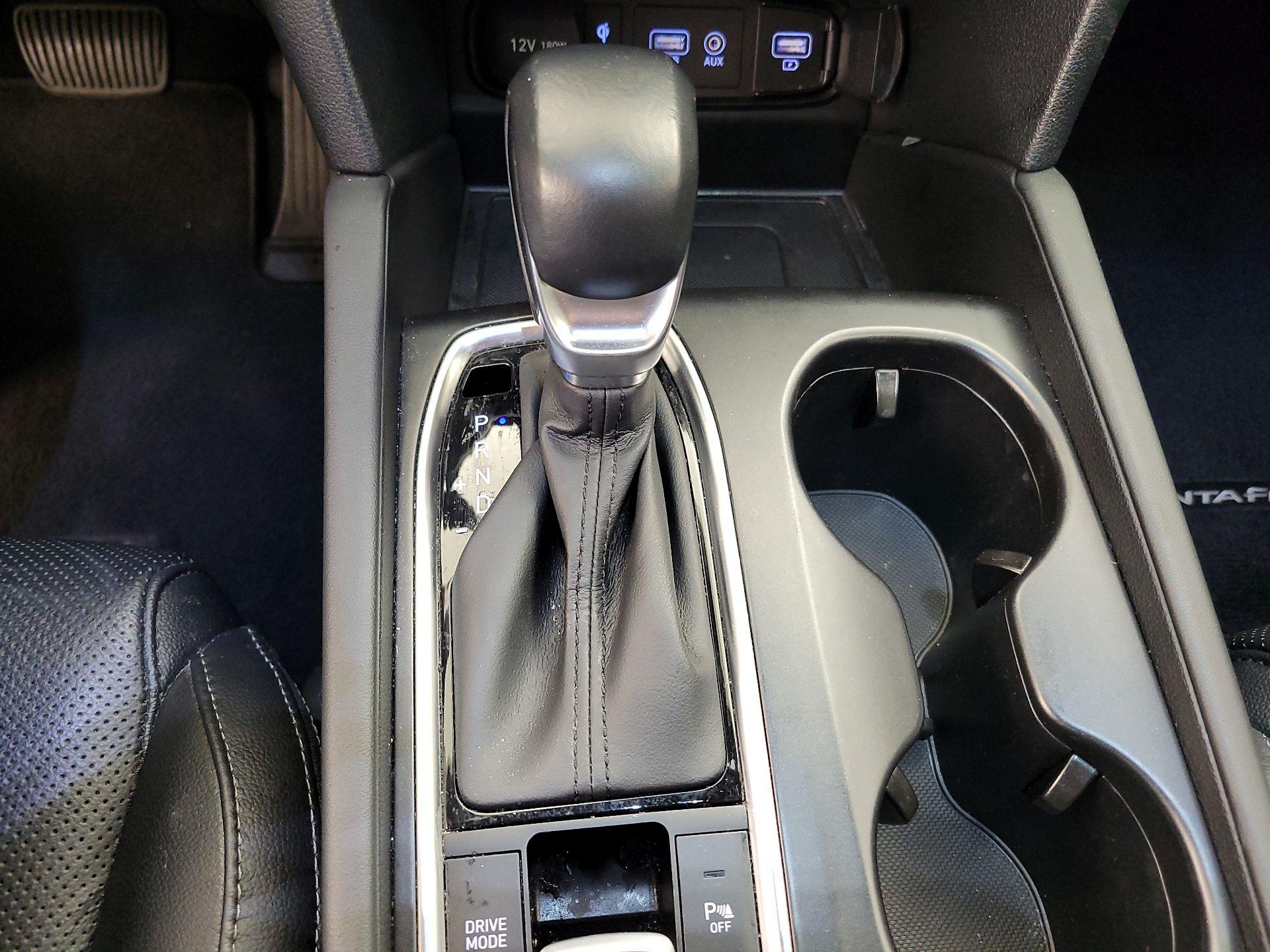 Thumbnail: 2020 Hyundai Santa Fe - 17