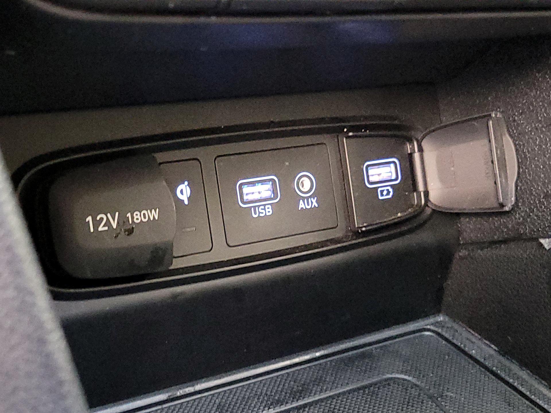 Thumbnail: 2020 Hyundai Santa Fe - 18