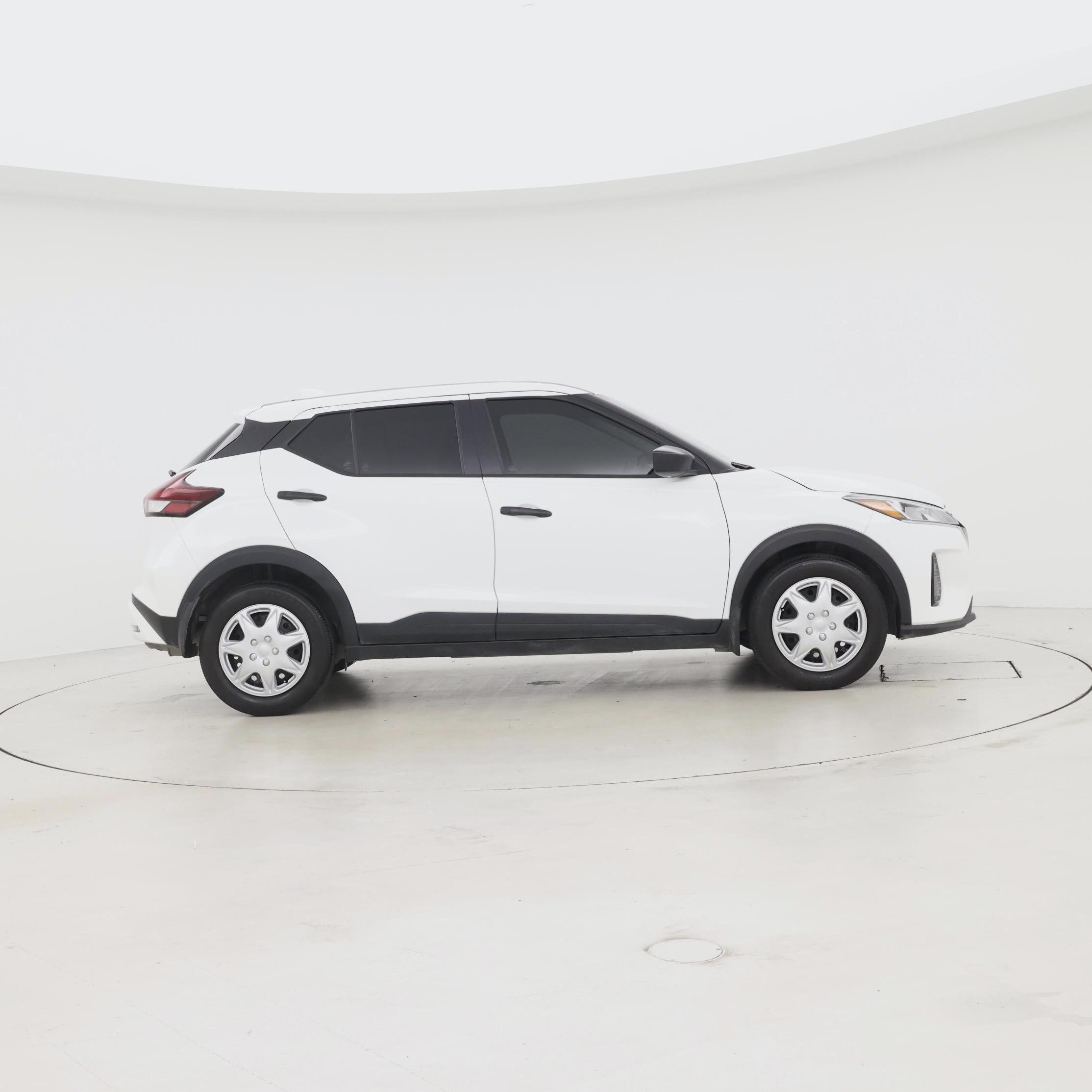 Thumbnail: 2024 Nissan Kicks - 7