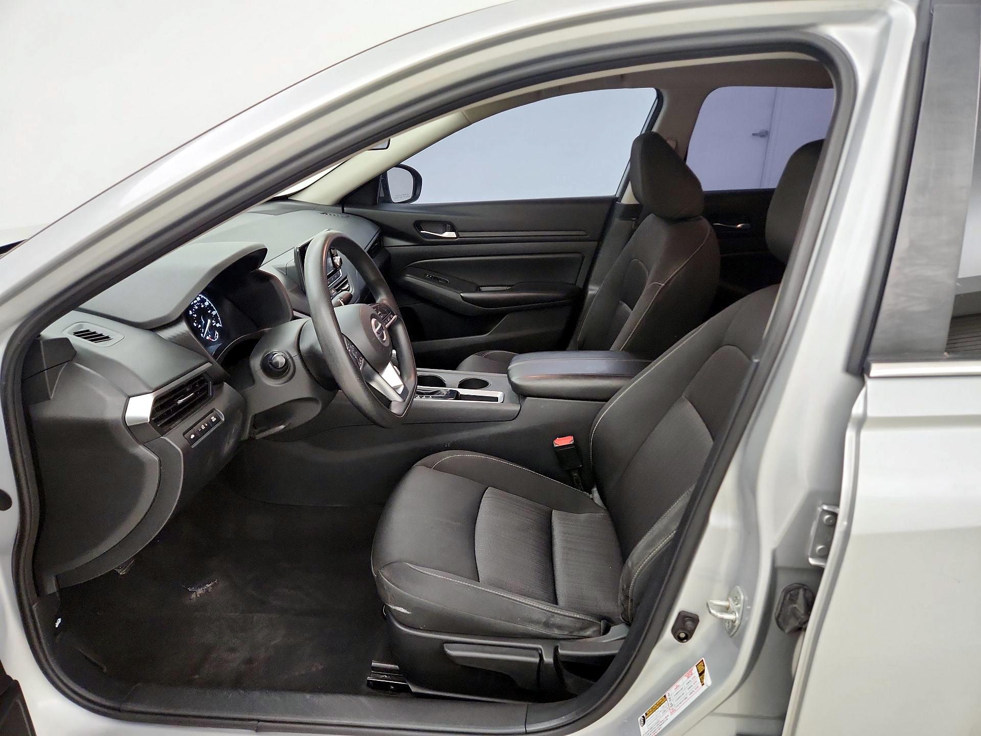 Thumbnail: 2022 Nissan Altima - 11